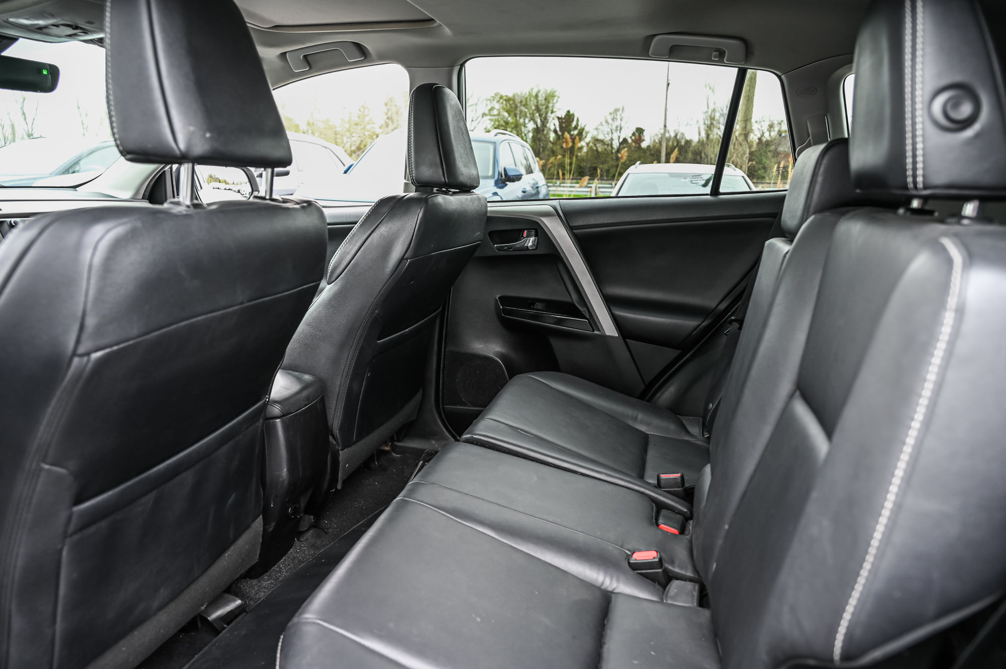 2016 Toyota RAV4 in Saint-Bruno-de-Montarville, Quebec