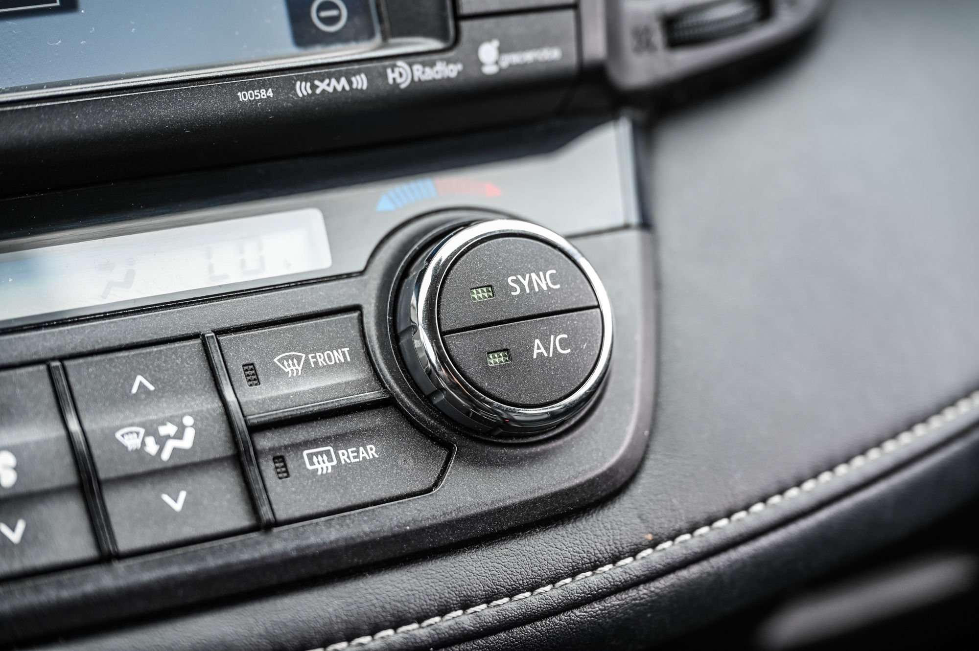 2016 Toyota RAV4 in Saint-Bruno-de-Montarville, Quebec