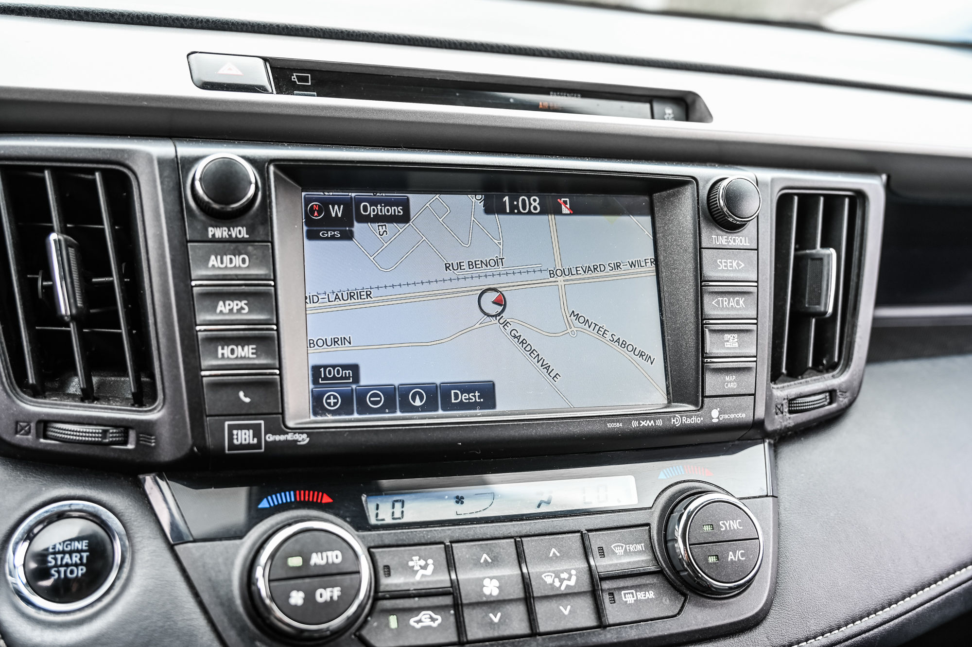2016 Toyota RAV4 in Saint-Bruno-de-Montarville, Quebec