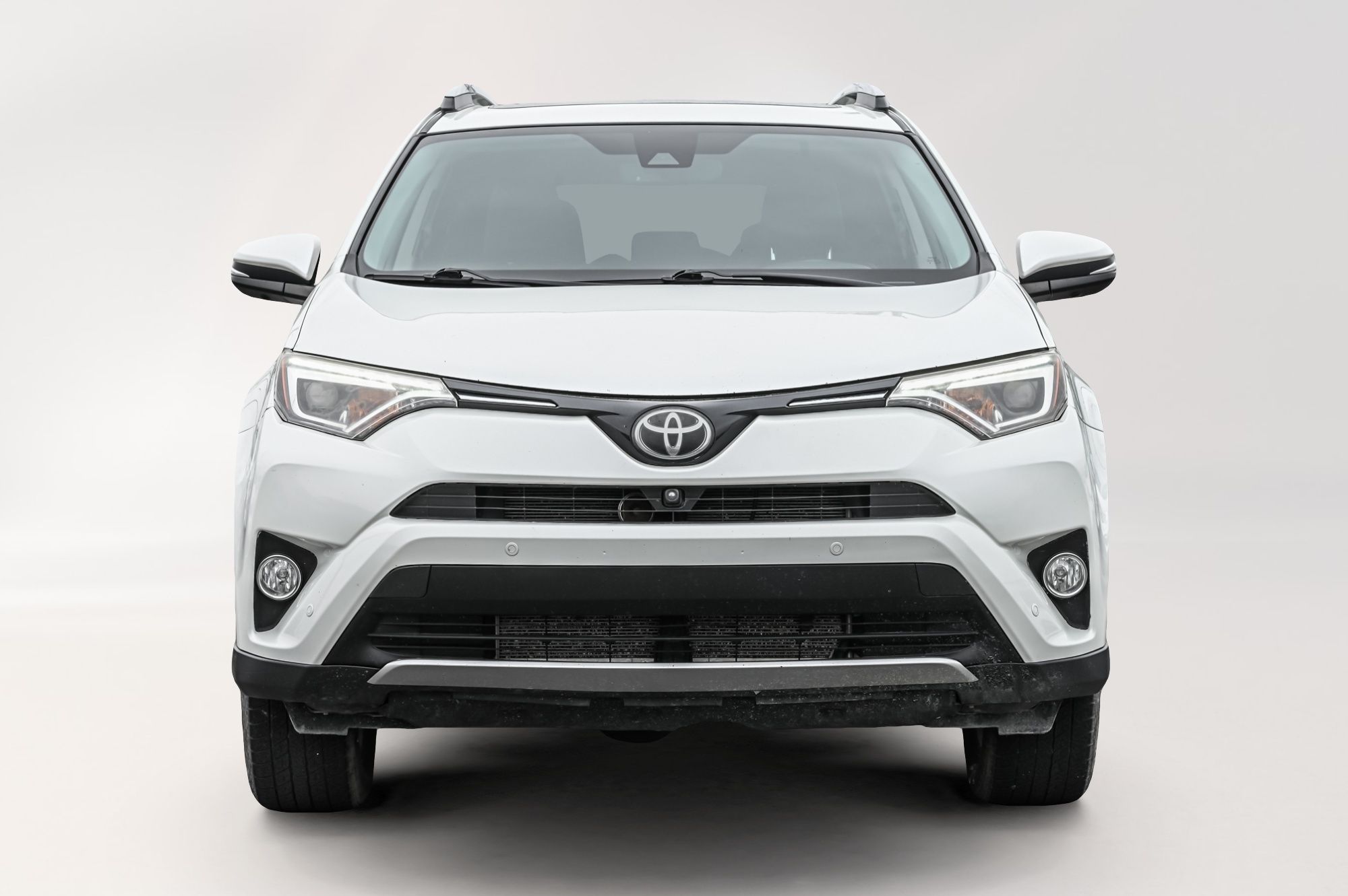 2016 Toyota RAV4 in Saint-Bruno-de-Montarville, Quebec