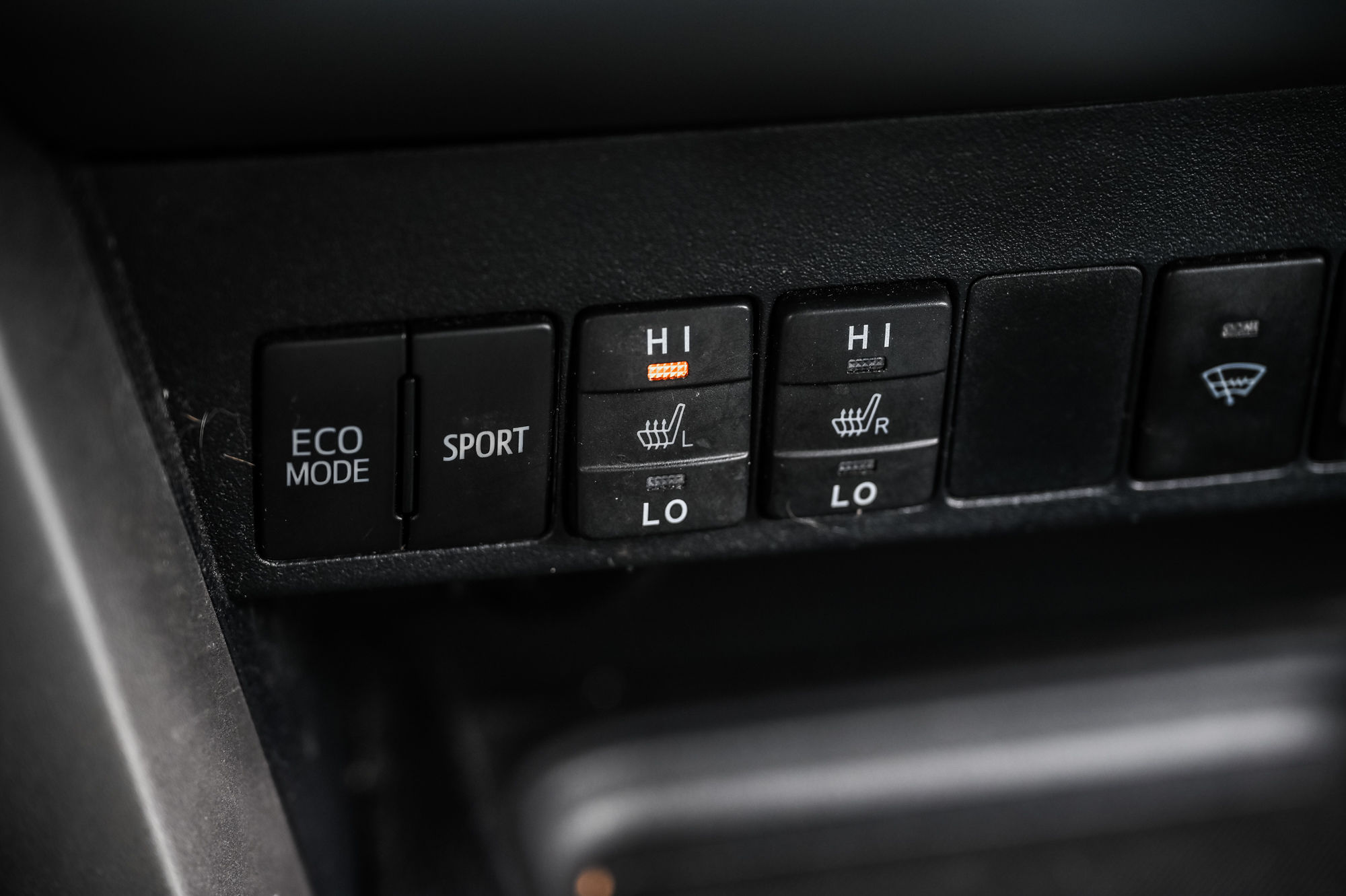 2016 Toyota RAV4 in Saint-Bruno-de-Montarville, Quebec