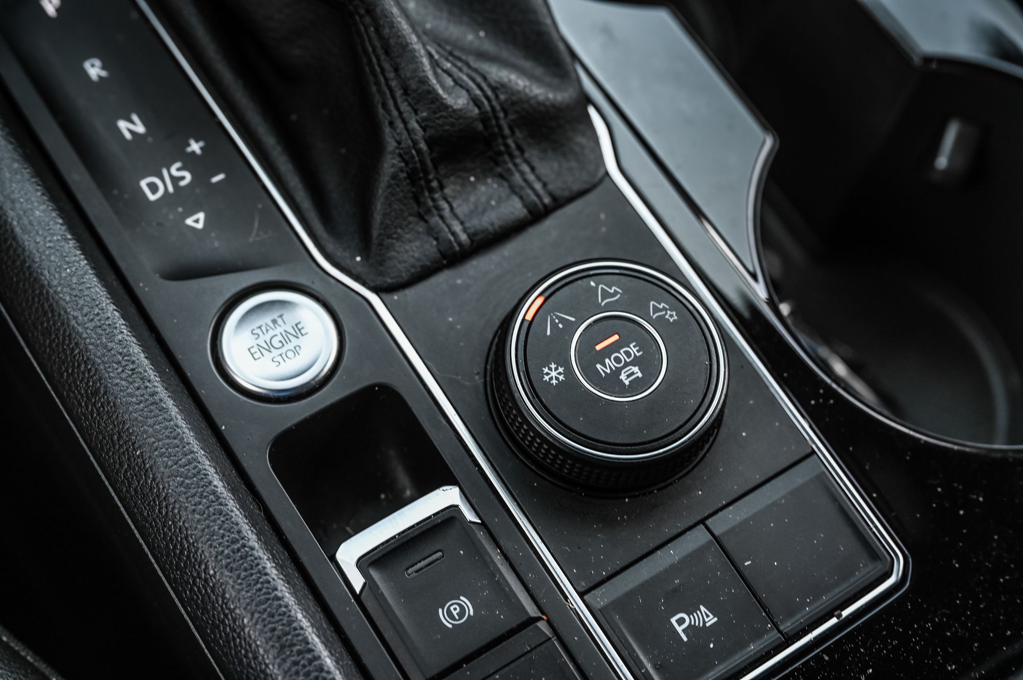 Volkswagen Atlas Cross Sport  2020 à Saint-Bruno-de-Montarville, Québec