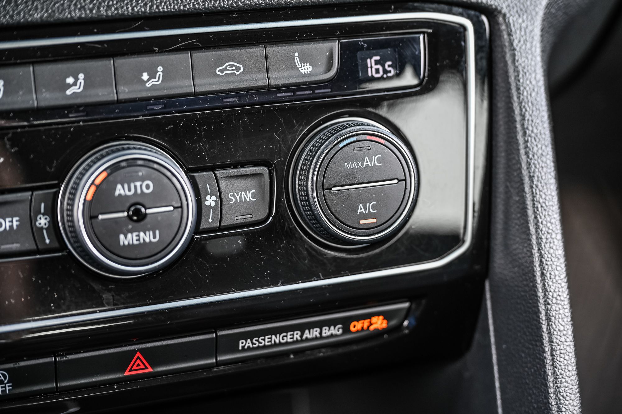 Volkswagen Atlas Cross Sport  2020 à Saint-Bruno-de-Montarville, Québec