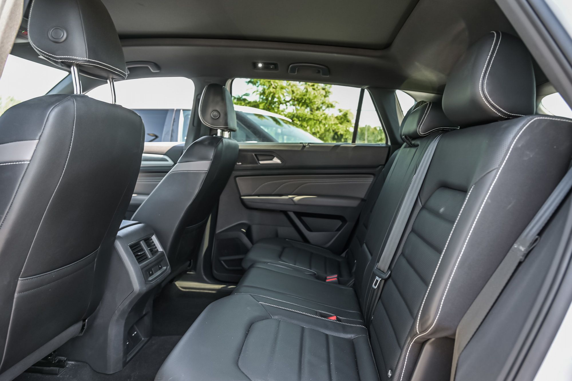 Volkswagen Atlas Cross Sport  2023 à Saint-Bruno-de-Montarville, Québec