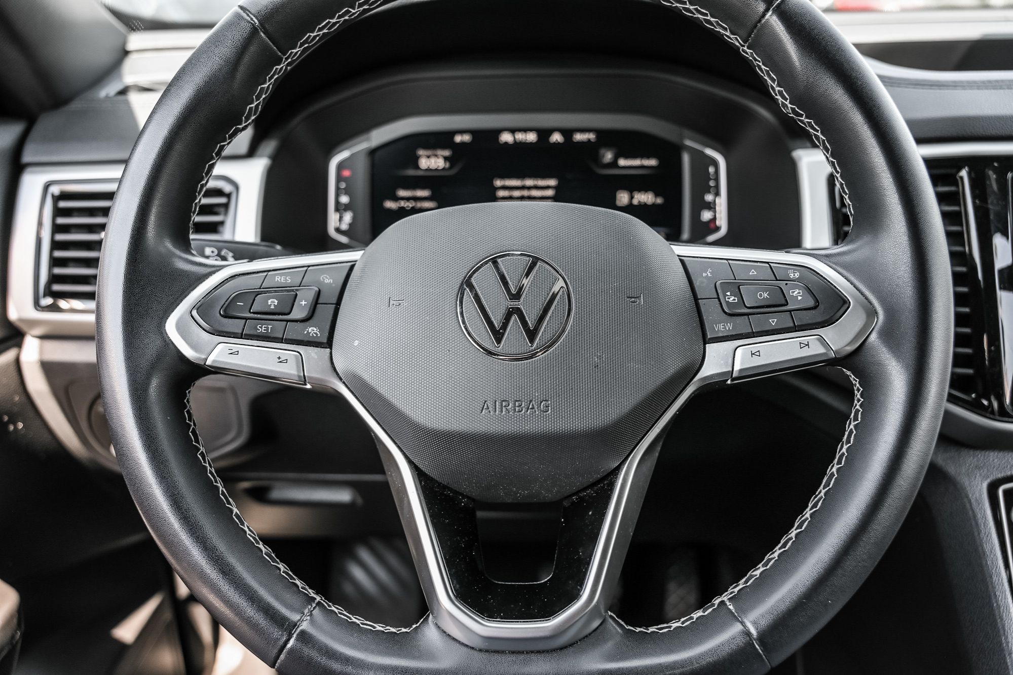 Volkswagen Atlas Cross Sport  2023 à Saint-Bruno-de-Montarville, Québec
