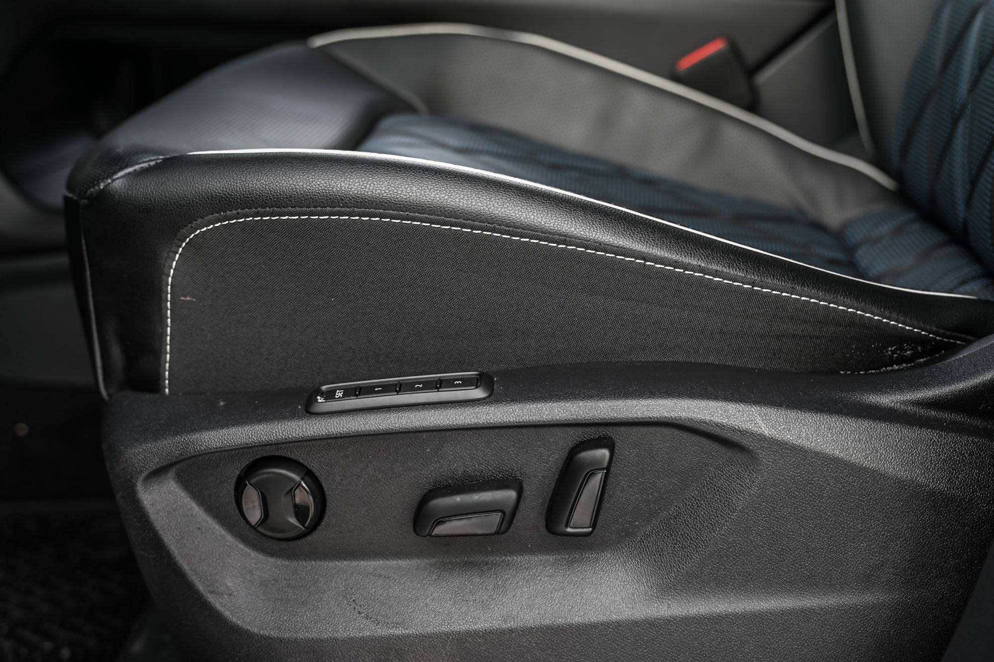 Volkswagen Atlas Cross Sport  2024 à Saint-Bruno-de-Montarville, Québec