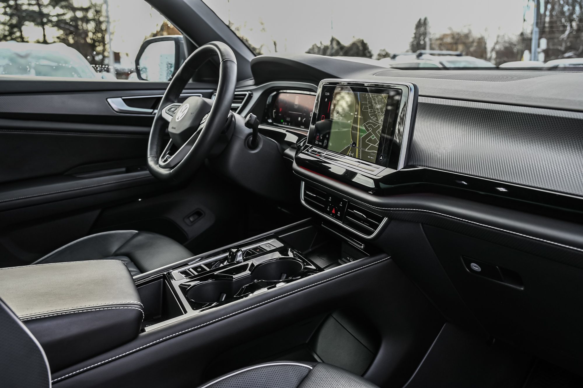 Volkswagen Atlas Cross Sport  2024 à Saint-Bruno-de-Montarville, Québec