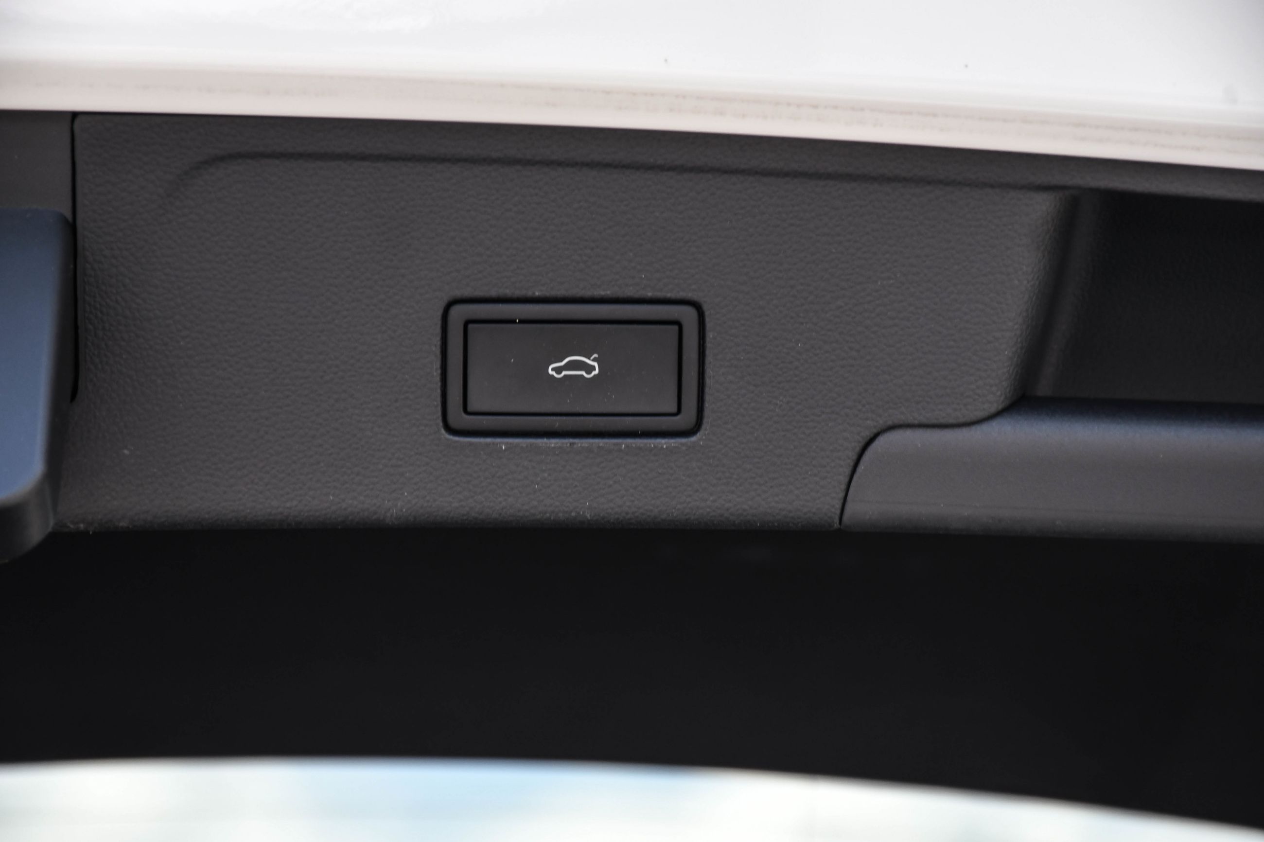 Volkswagen Atlas Cross Sport  2024 à Saint-Bruno-de-Montarville, Québec
