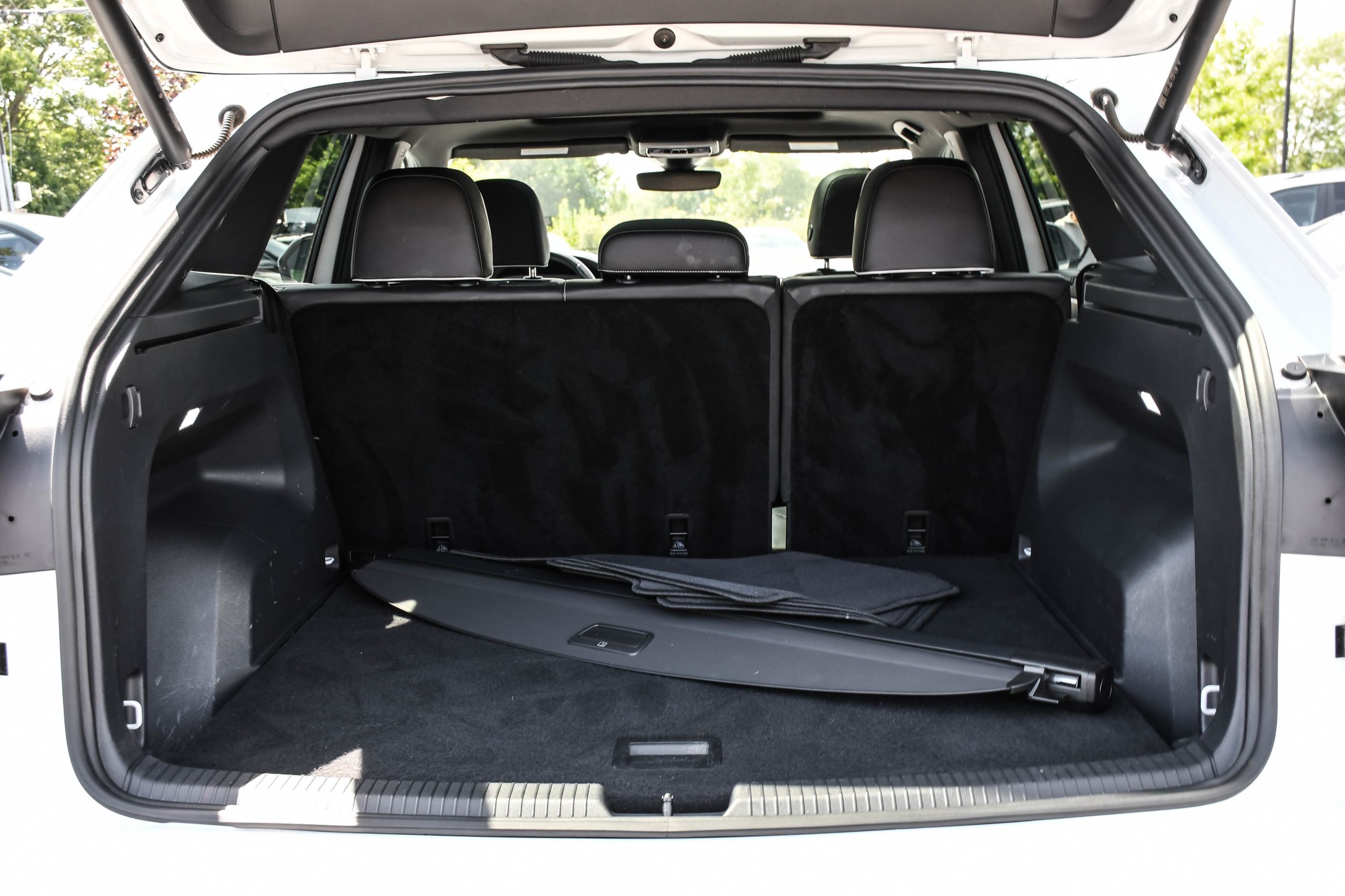 Volkswagen Atlas Cross Sport  2024 à Saint-Bruno-de-Montarville, Québec