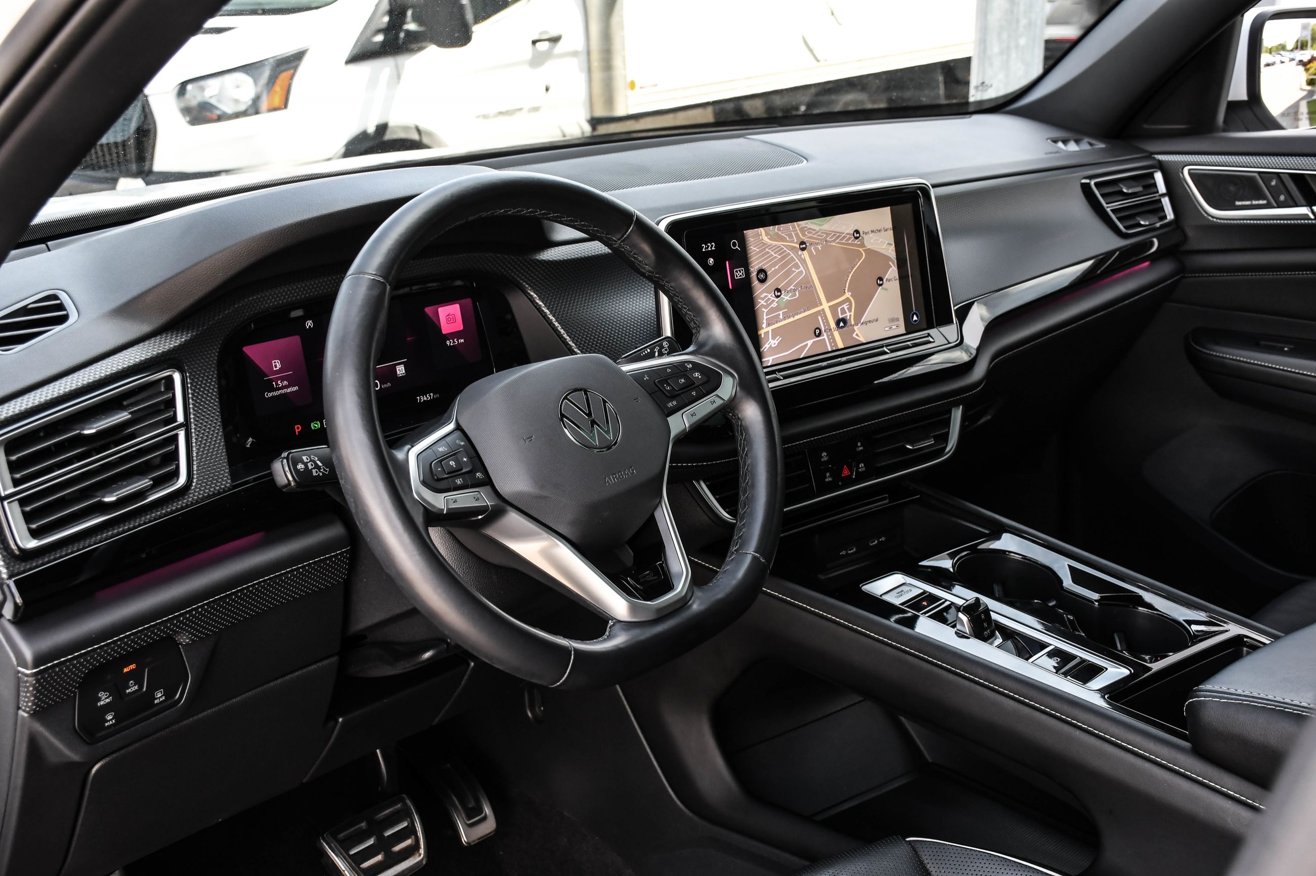 Volkswagen Atlas Cross Sport  2024 à Saint-Bruno-de-Montarville, Québec