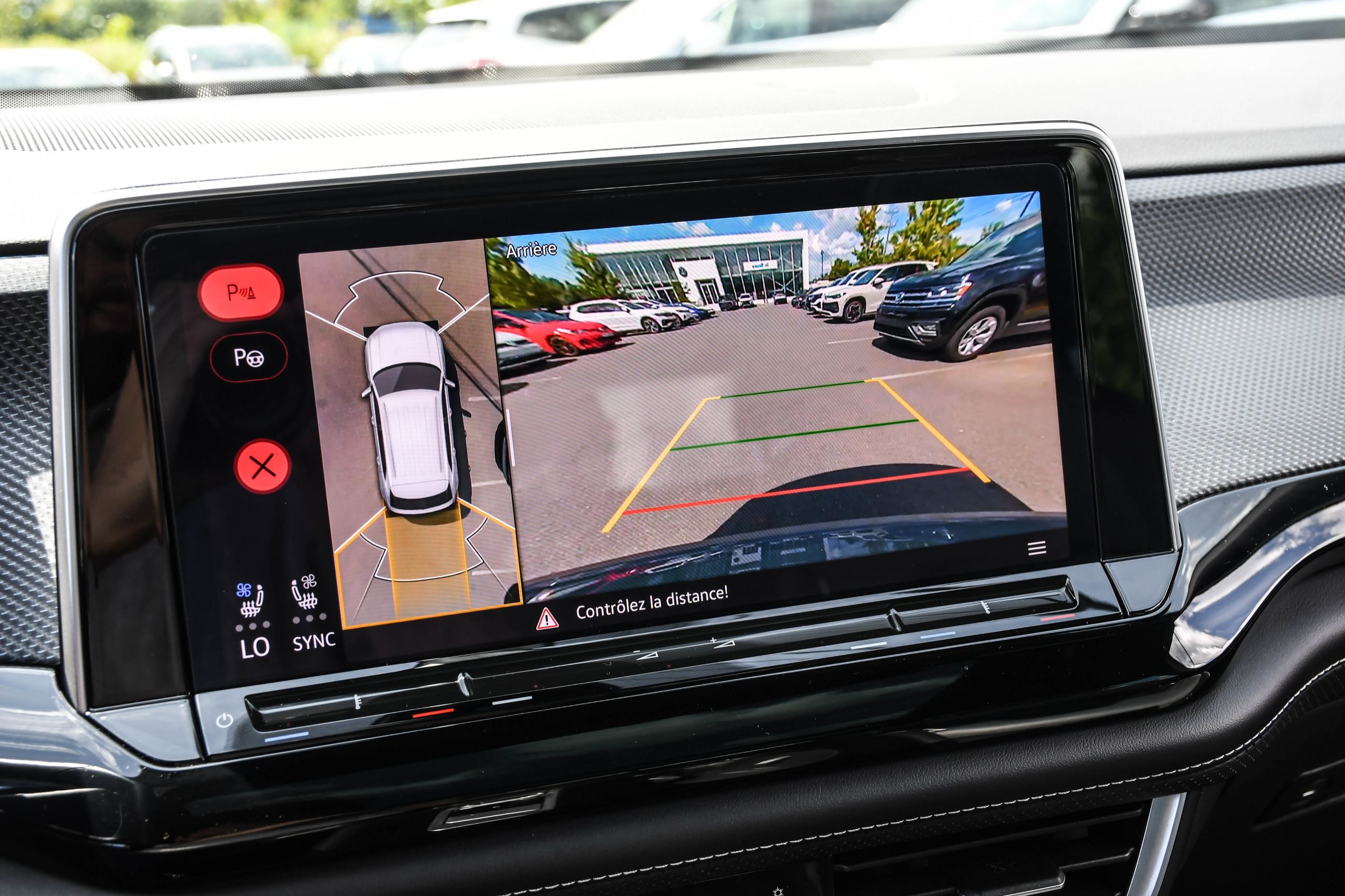 Volkswagen Atlas Cross Sport  2024 à Saint-Bruno-de-Montarville, Québec