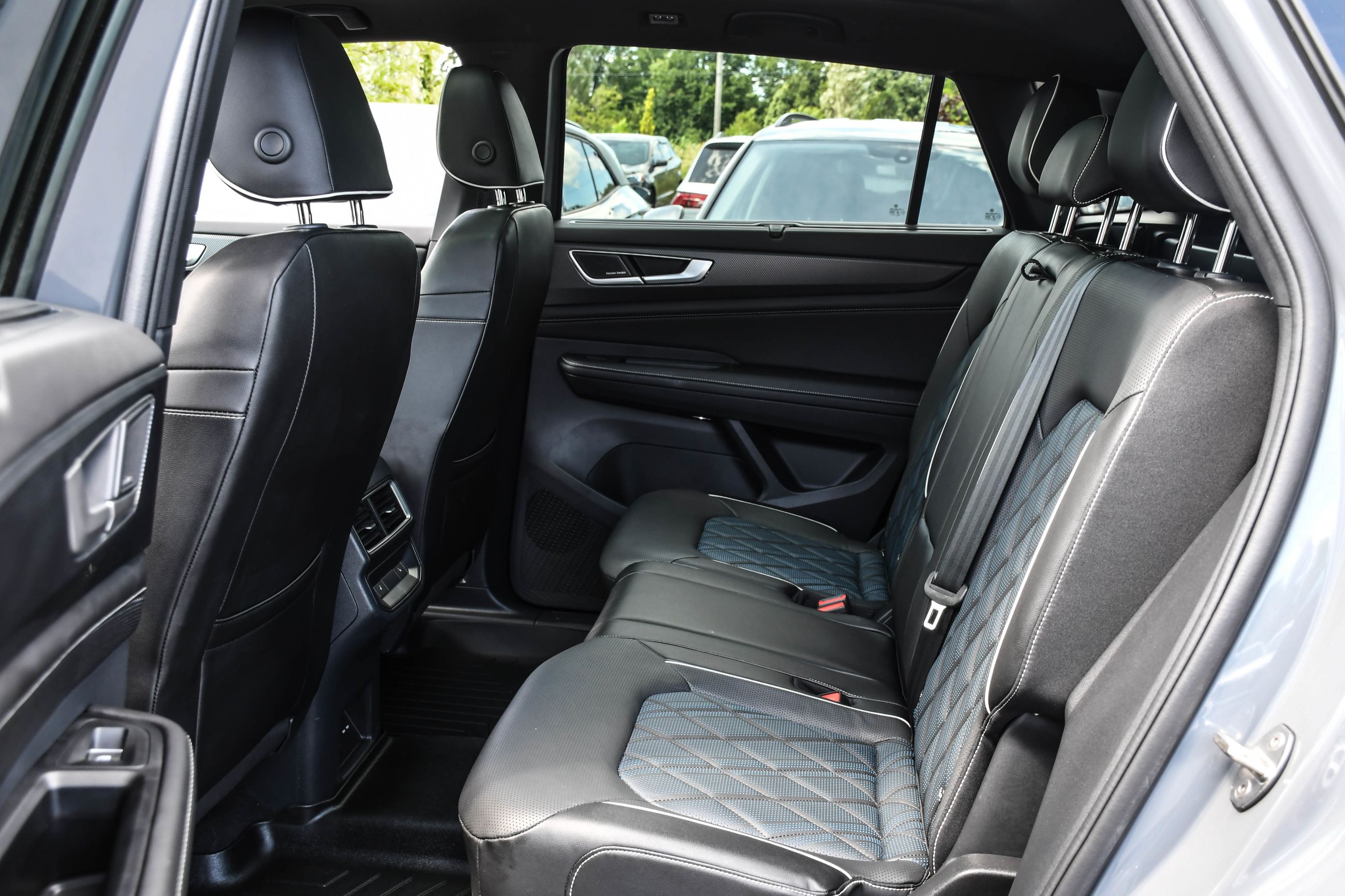 Volkswagen Atlas Cross Sport  2024 à Saint-Bruno-de-Montarville, Québec