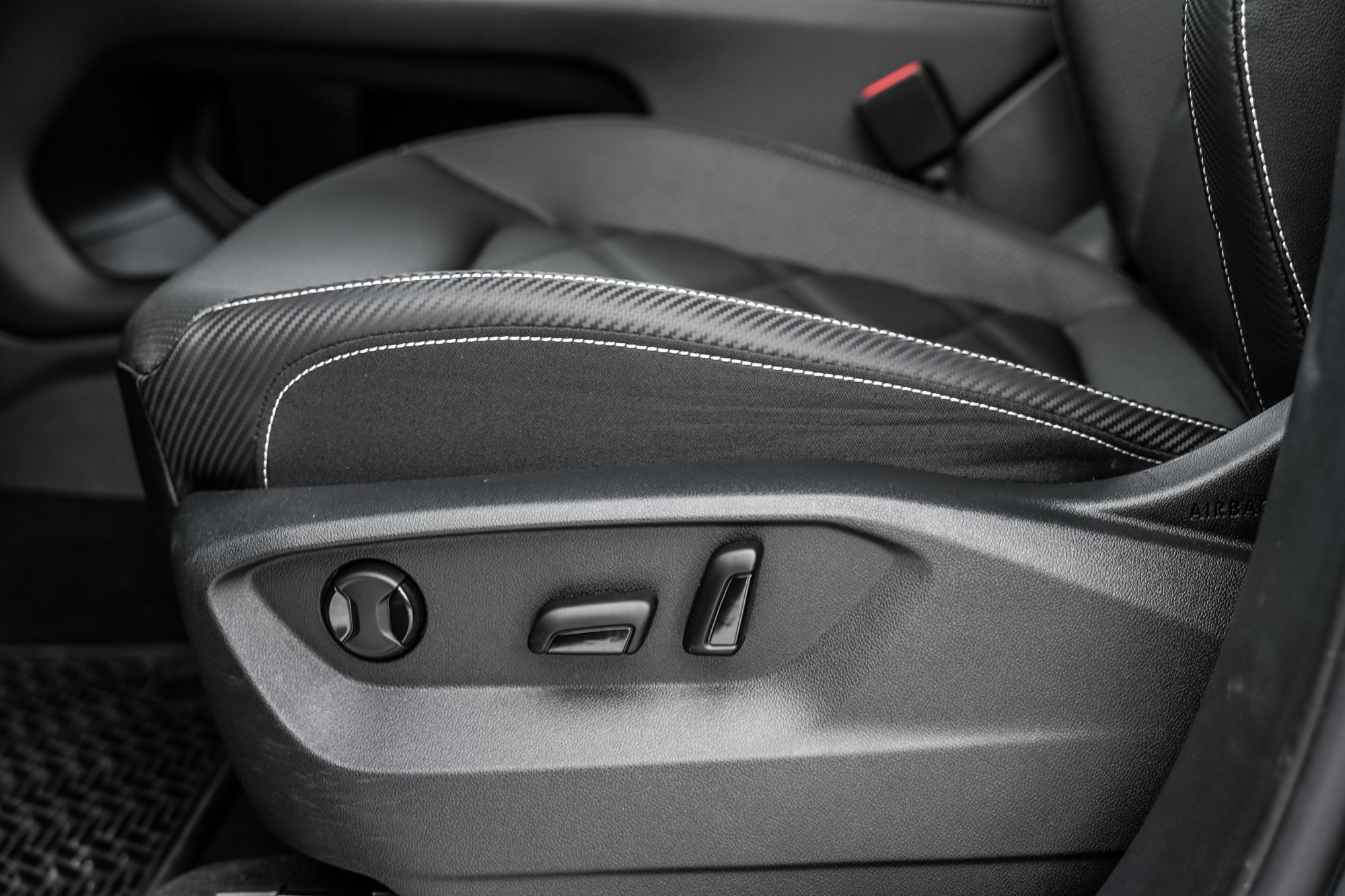 2025 Volkswagen Atlas Cross Sport