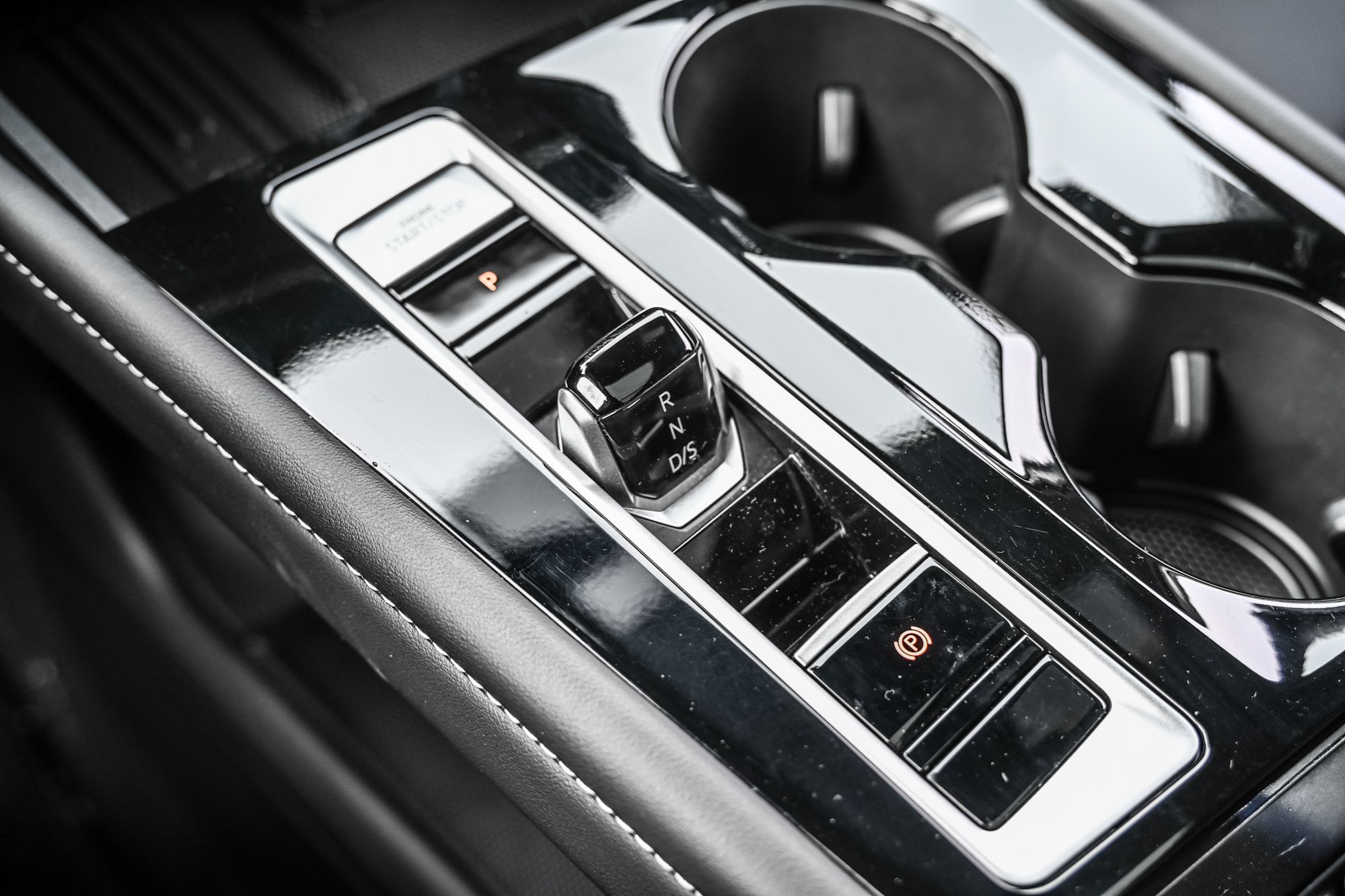 2025 Volkswagen Atlas Cross Sport