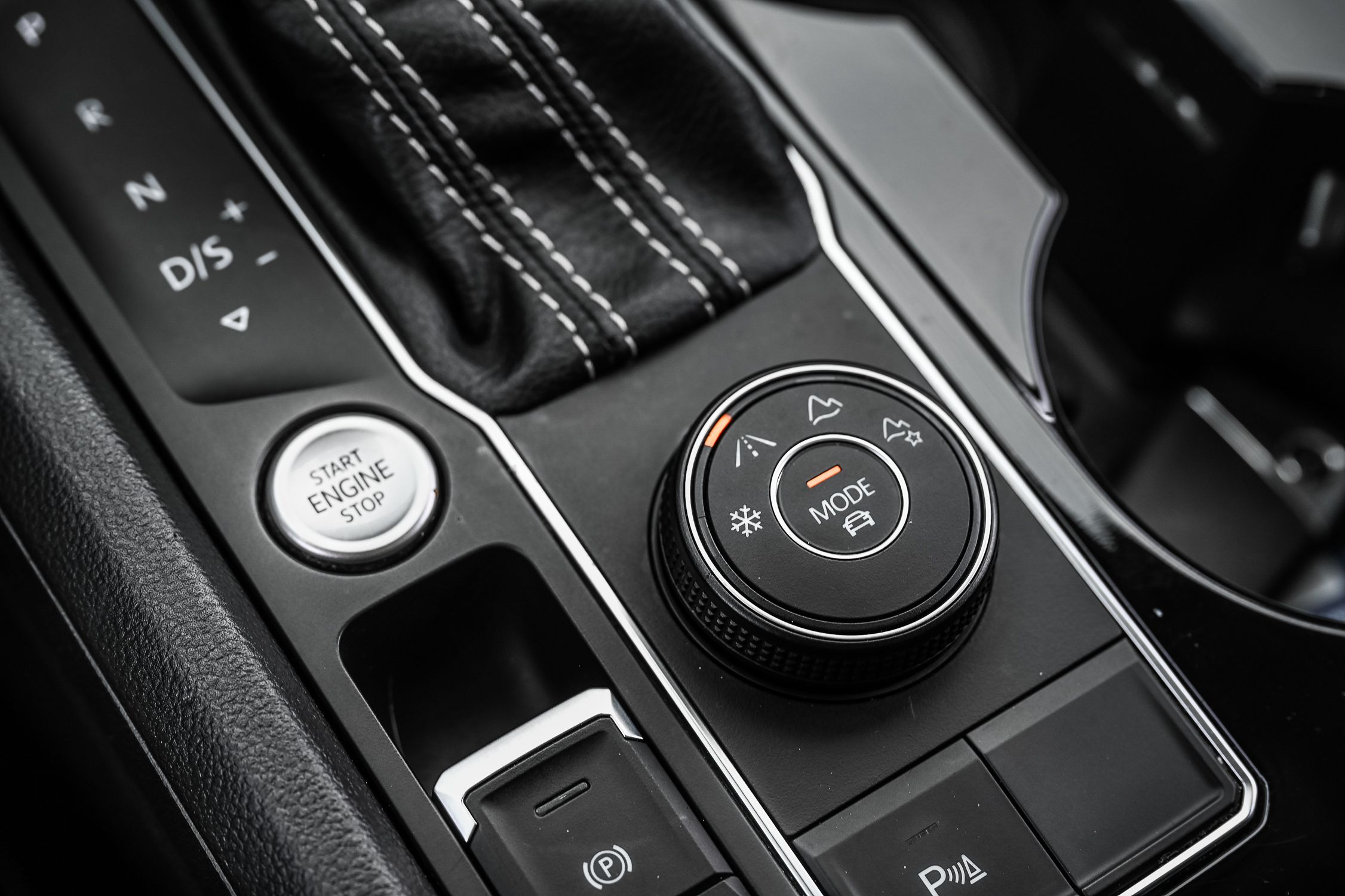 2021 Volkswagen Atlas in Saint-Bruno-de-Montarville, Quebec