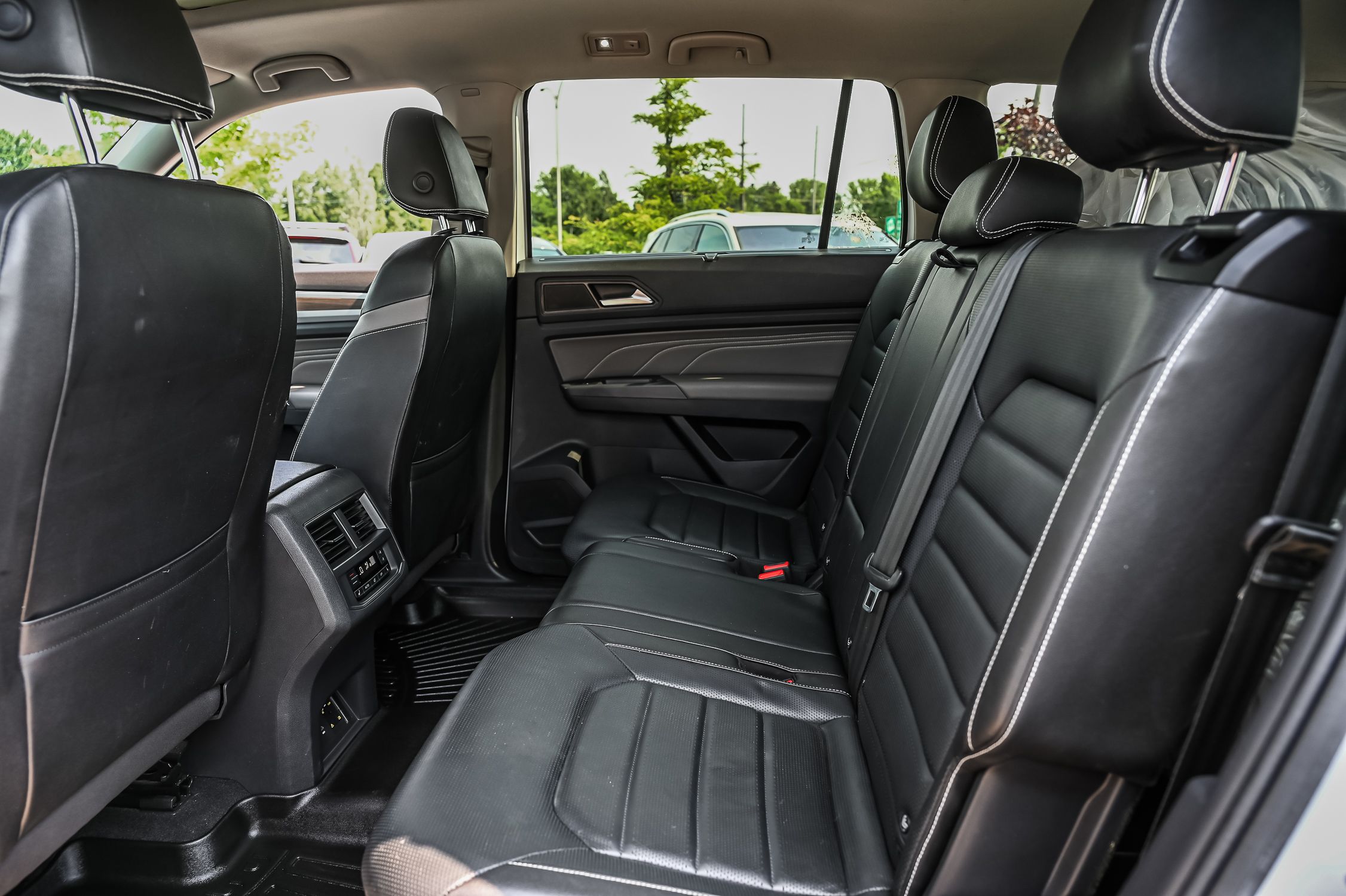 2021 Volkswagen Atlas in Saint-Bruno-de-Montarville, Quebec