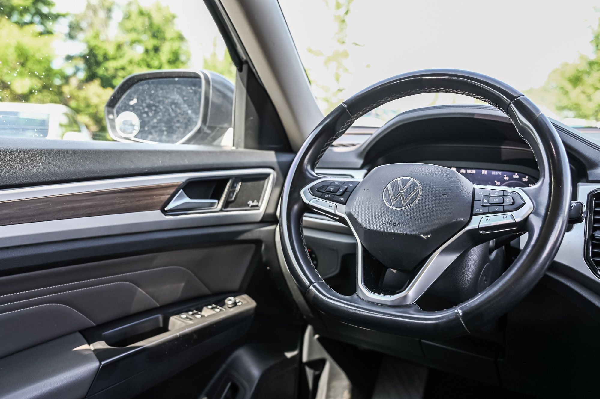 2023 Volkswagen Atlas in Saint-Bruno-de-Montarville, Quebec
