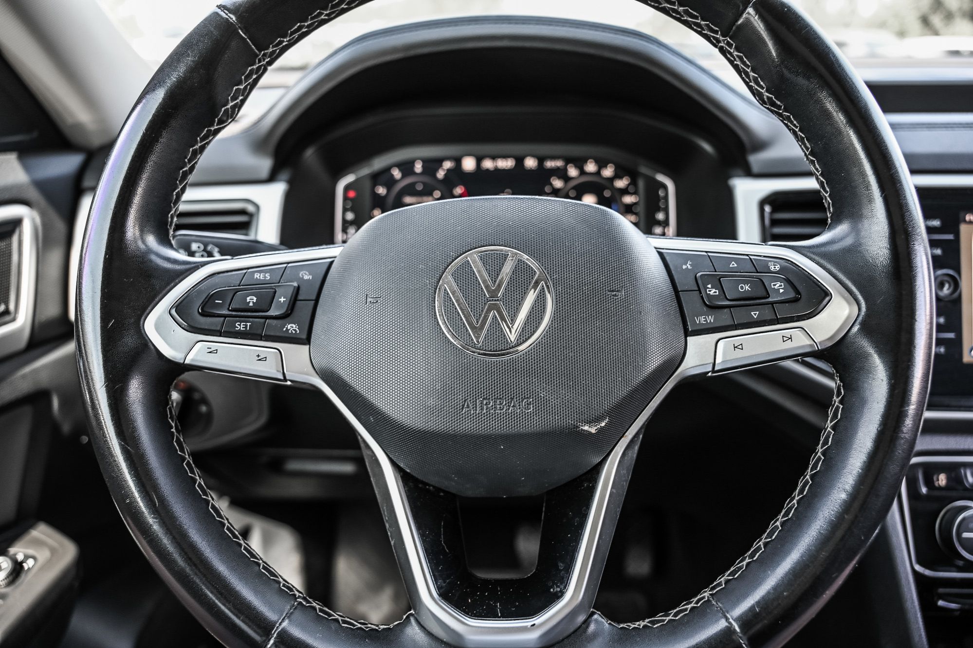 2023 Volkswagen Atlas in Saint-Bruno-de-Montarville, Quebec