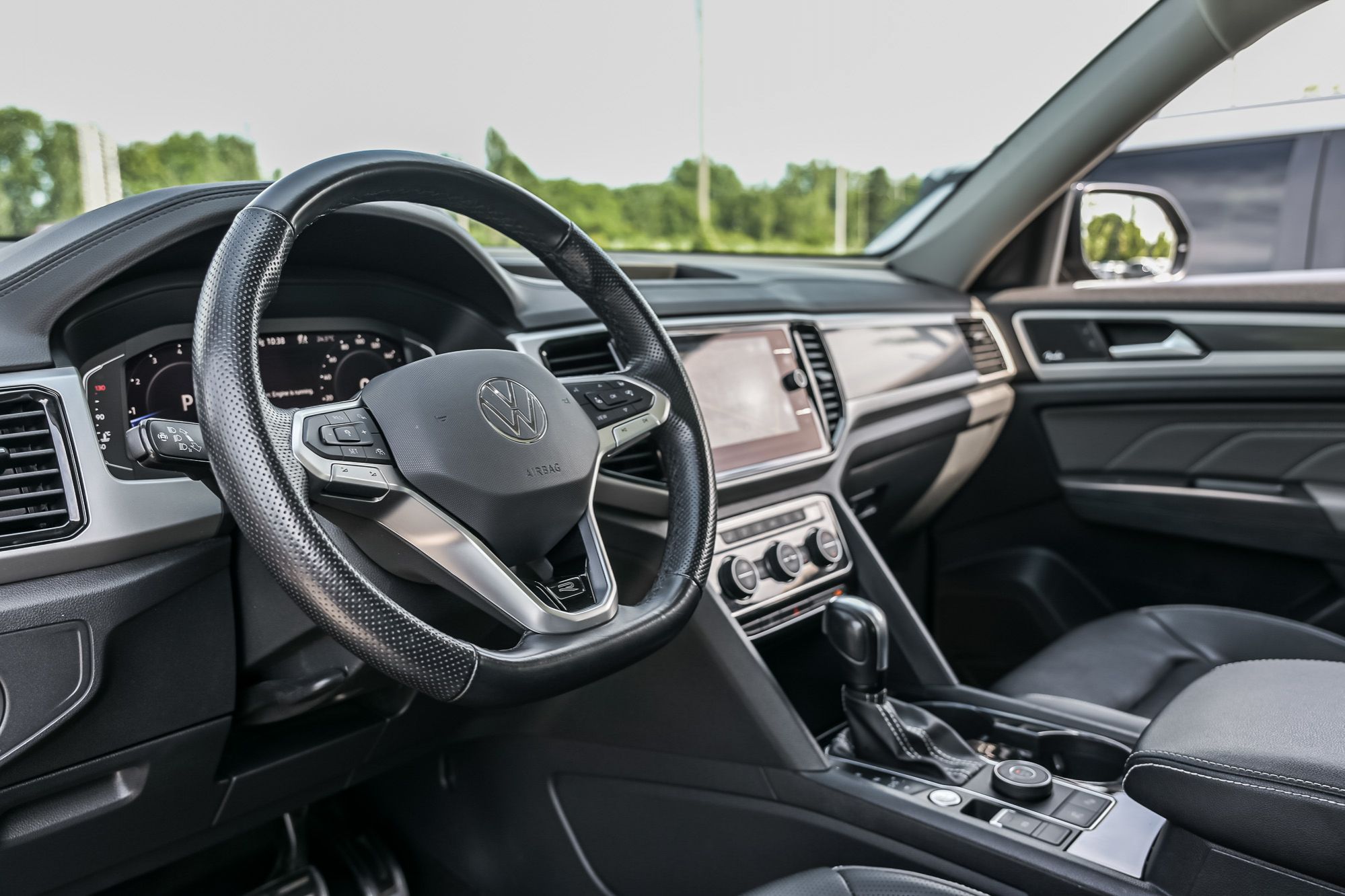 2023 Volkswagen Atlas in Saint-Bruno-de-Montarville, Quebec