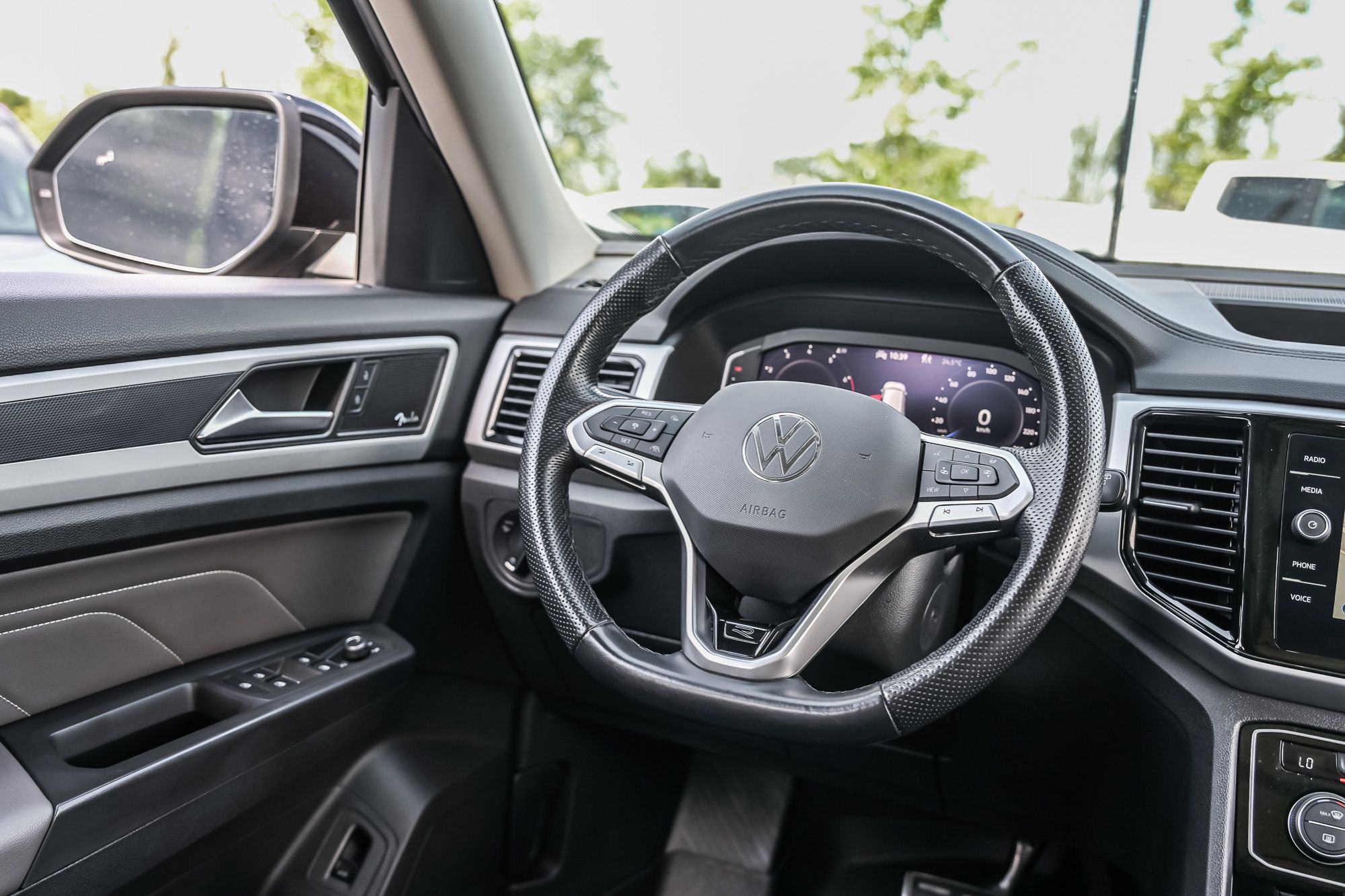 2023 Volkswagen Atlas in Saint-Bruno-de-Montarville, Quebec