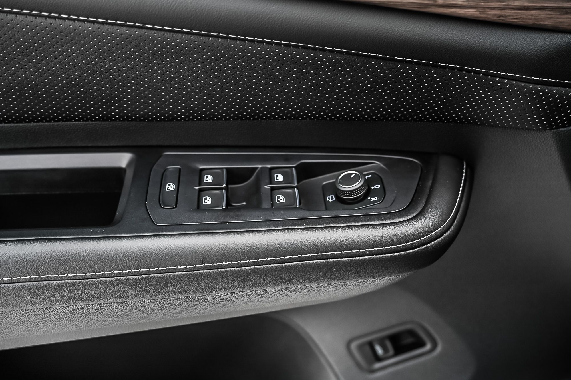 2024 Volkswagen Atlas in Saint-Bruno-de-Montarville, Quebec