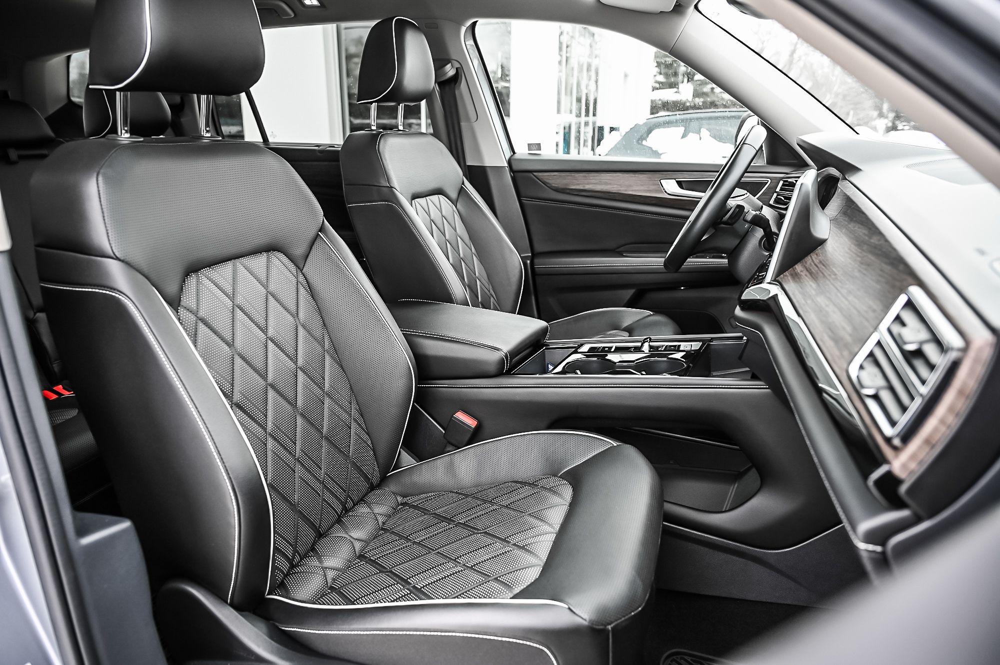 2024 Volkswagen Atlas in Saint-Bruno-de-Montarville, Quebec