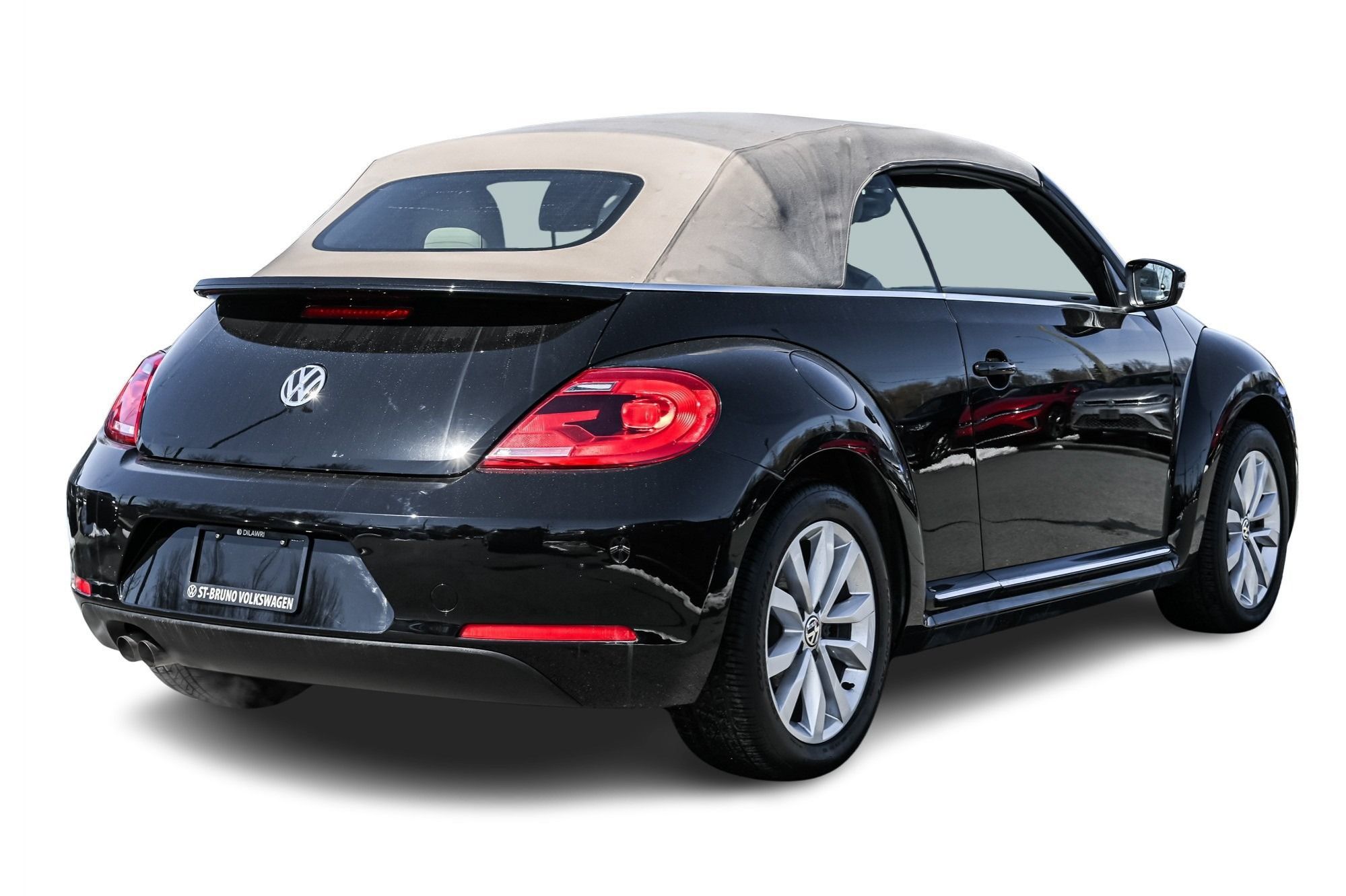 2014 Volkswagen Beetle Convertible in Saint-Bruno-de-Montarville, Quebec