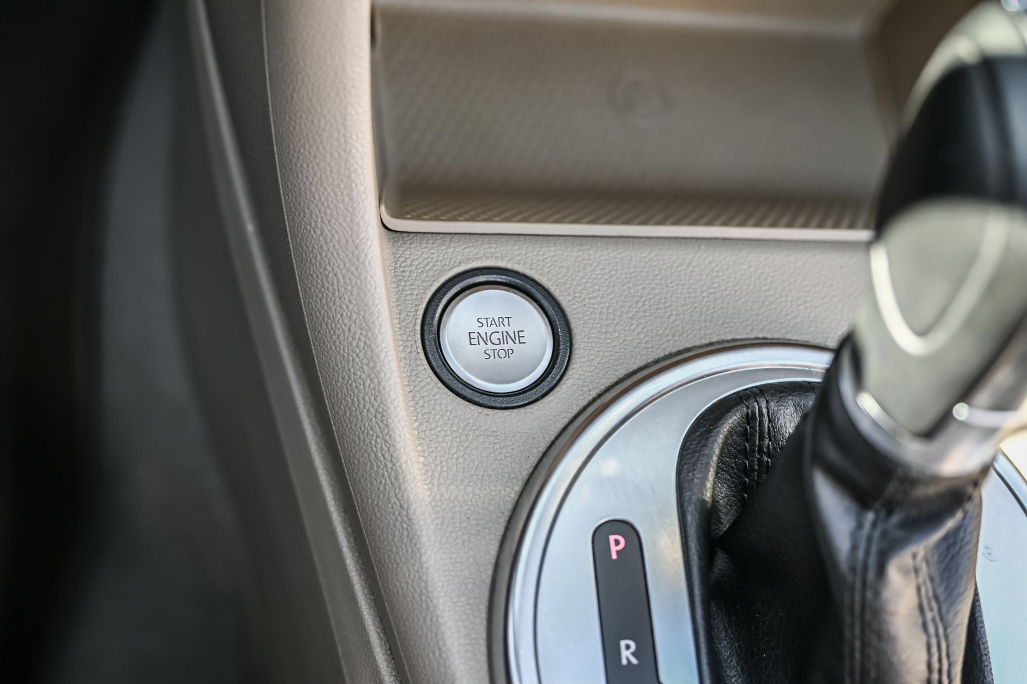 2014 Volkswagen Beetle Convertible in Saint-Bruno-de-Montarville, Quebec