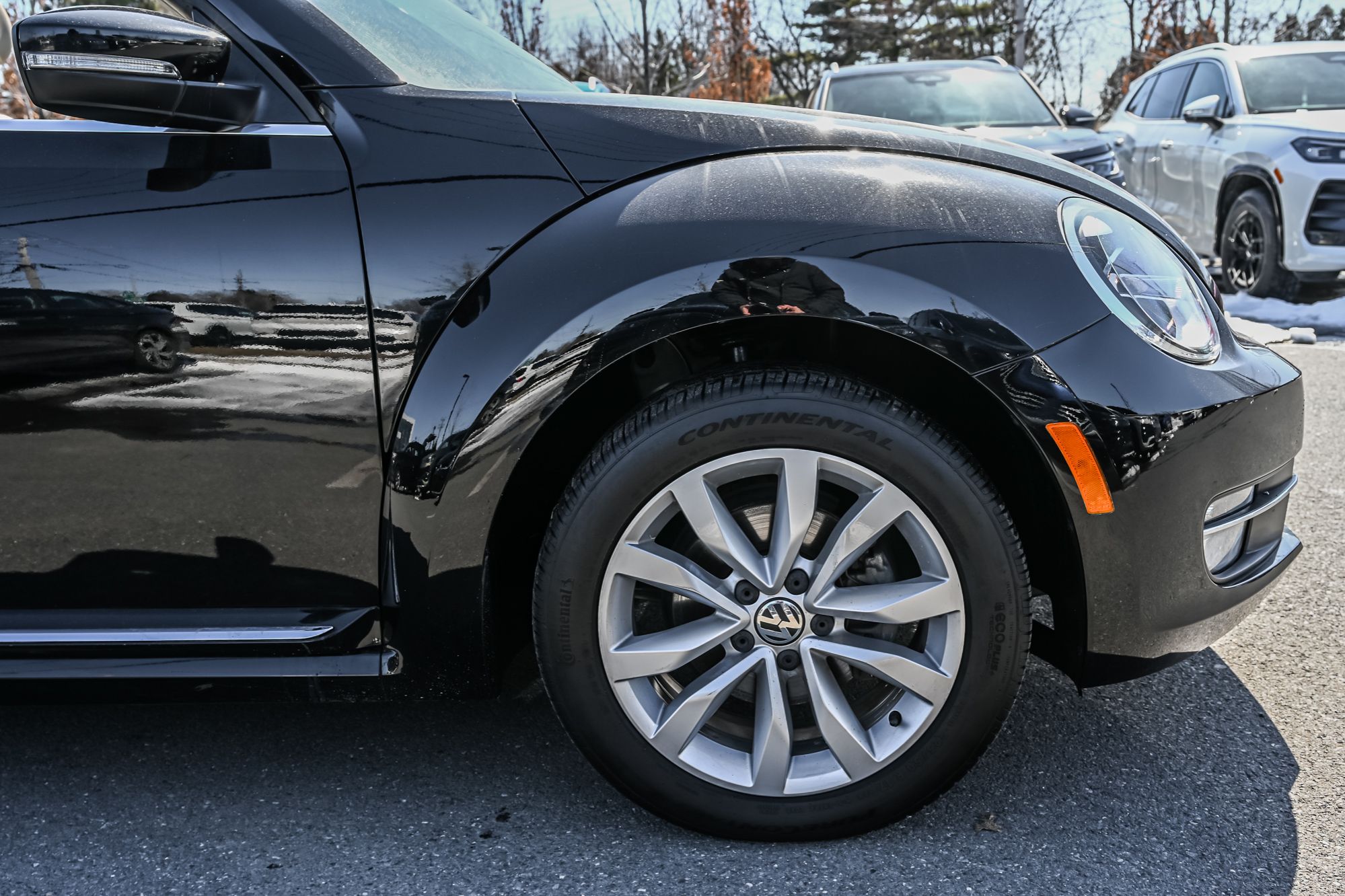 2014 Volkswagen Beetle Convertible in Saint-Bruno-de-Montarville, Quebec