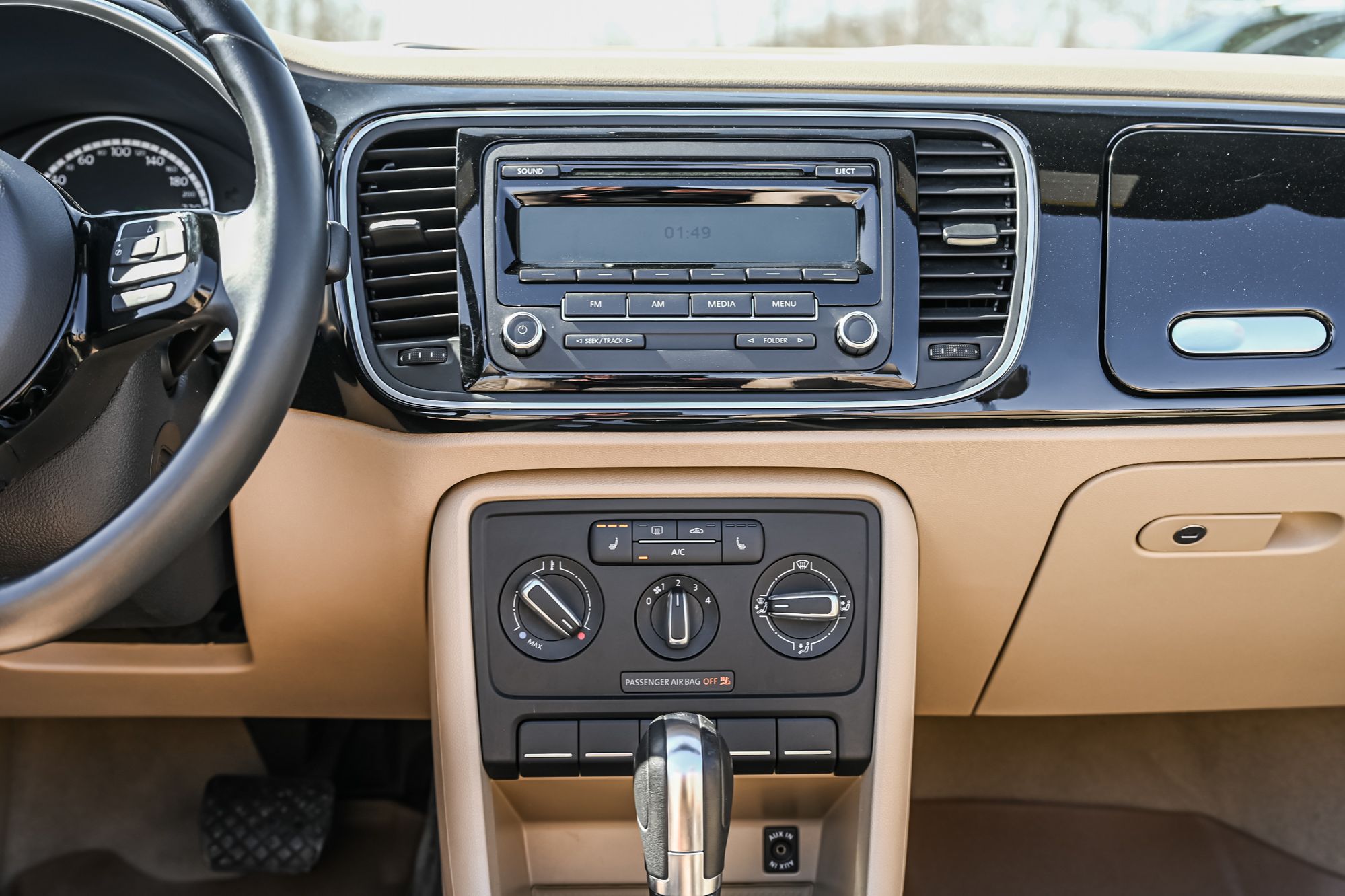 2014 Volkswagen Beetle Convertible in Saint-Bruno-de-Montarville, Quebec