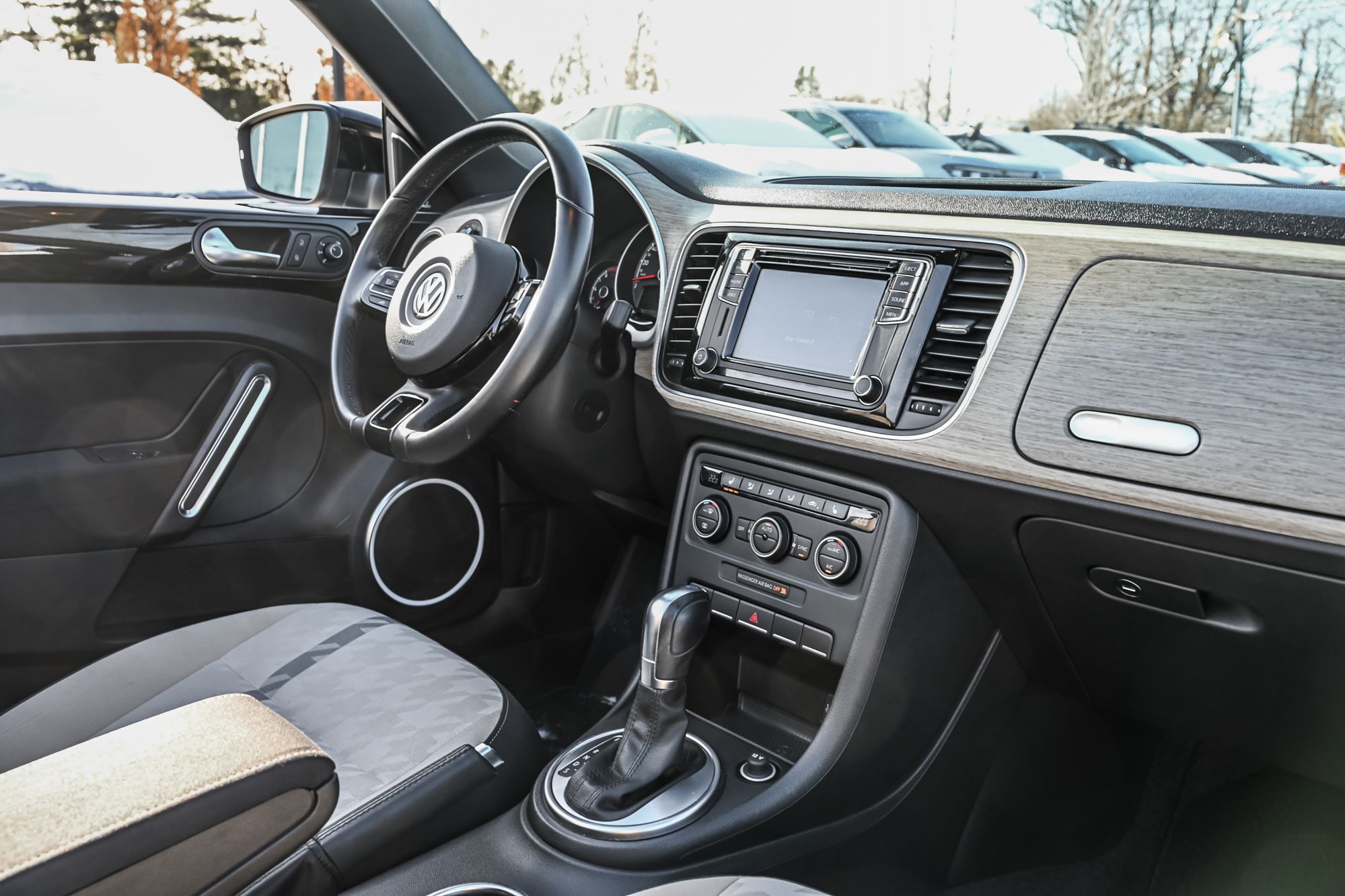 2018 Volkswagen Beetle Convertible