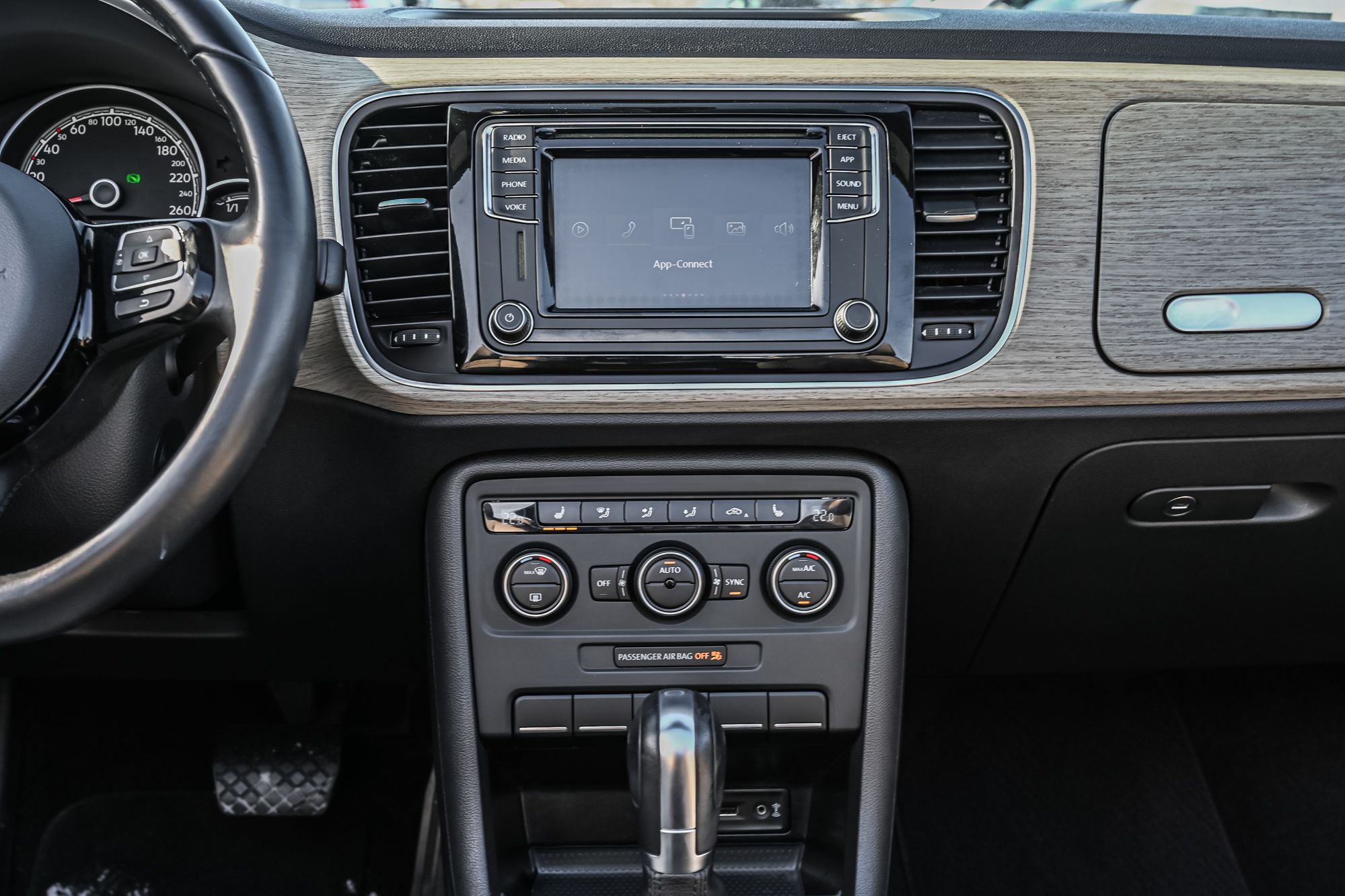 2018 Volkswagen Beetle Convertible