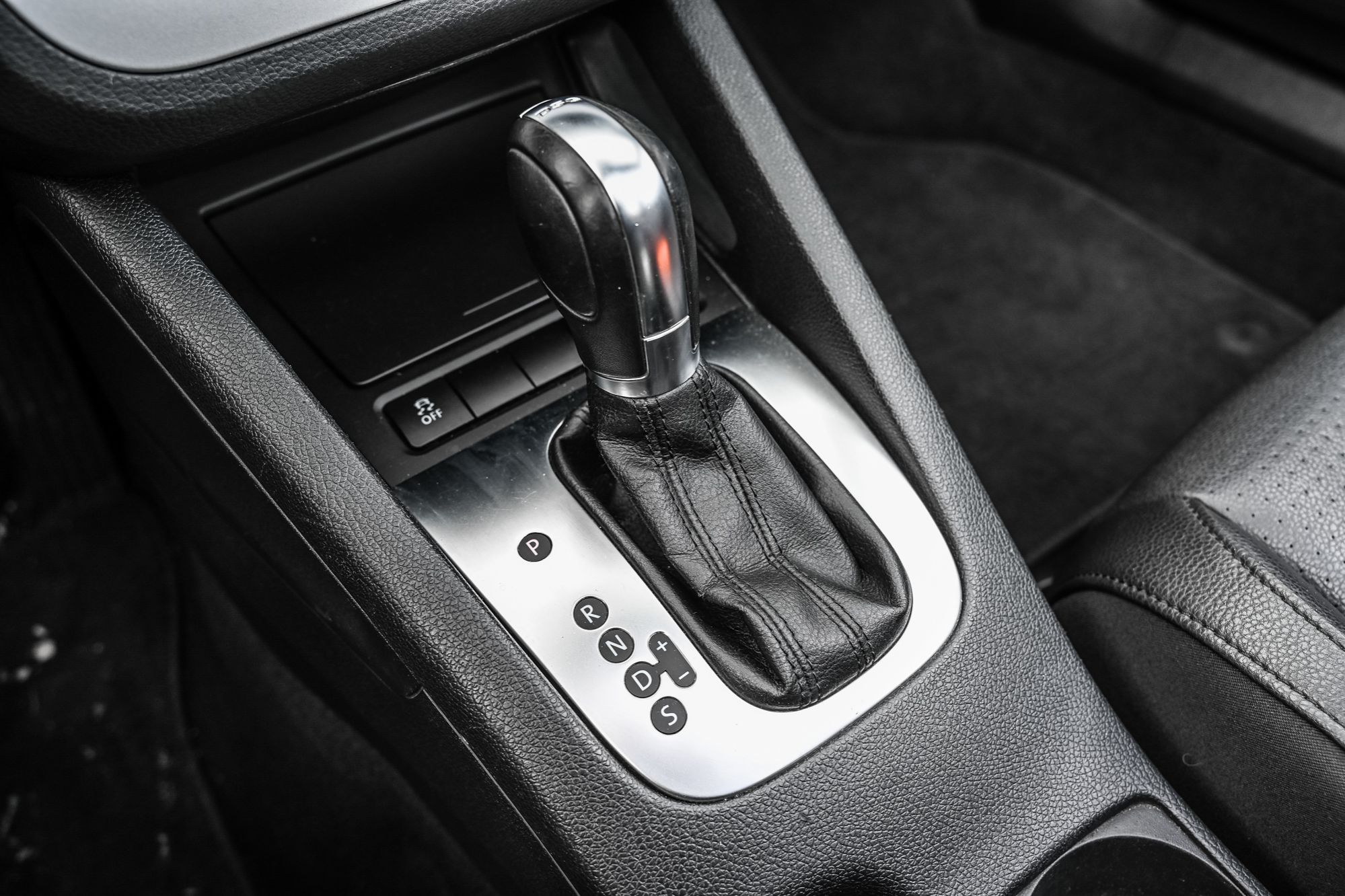 Volkswagen Eos  2013