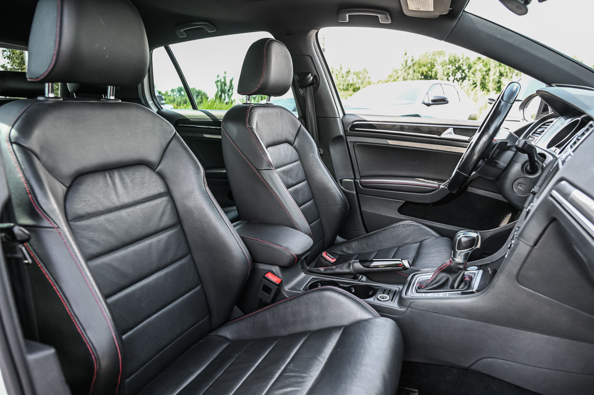 2017 Volkswagen Golf GTI in Saint-Bruno-de-Montarville, Quebec