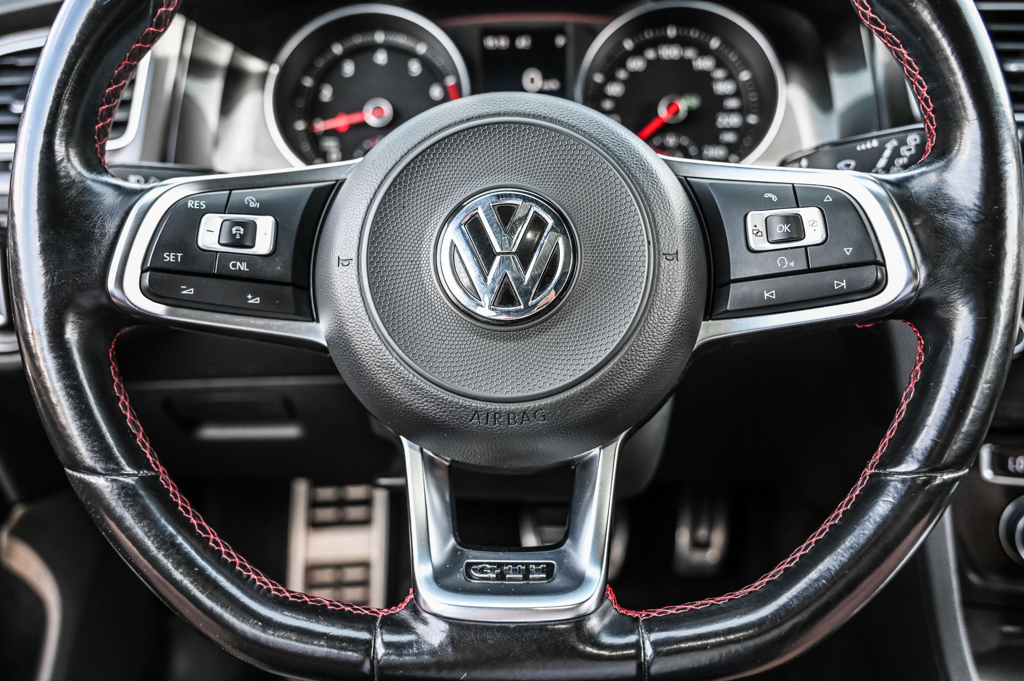 2017 Volkswagen Golf GTI in Saint-Bruno-de-Montarville, Quebec