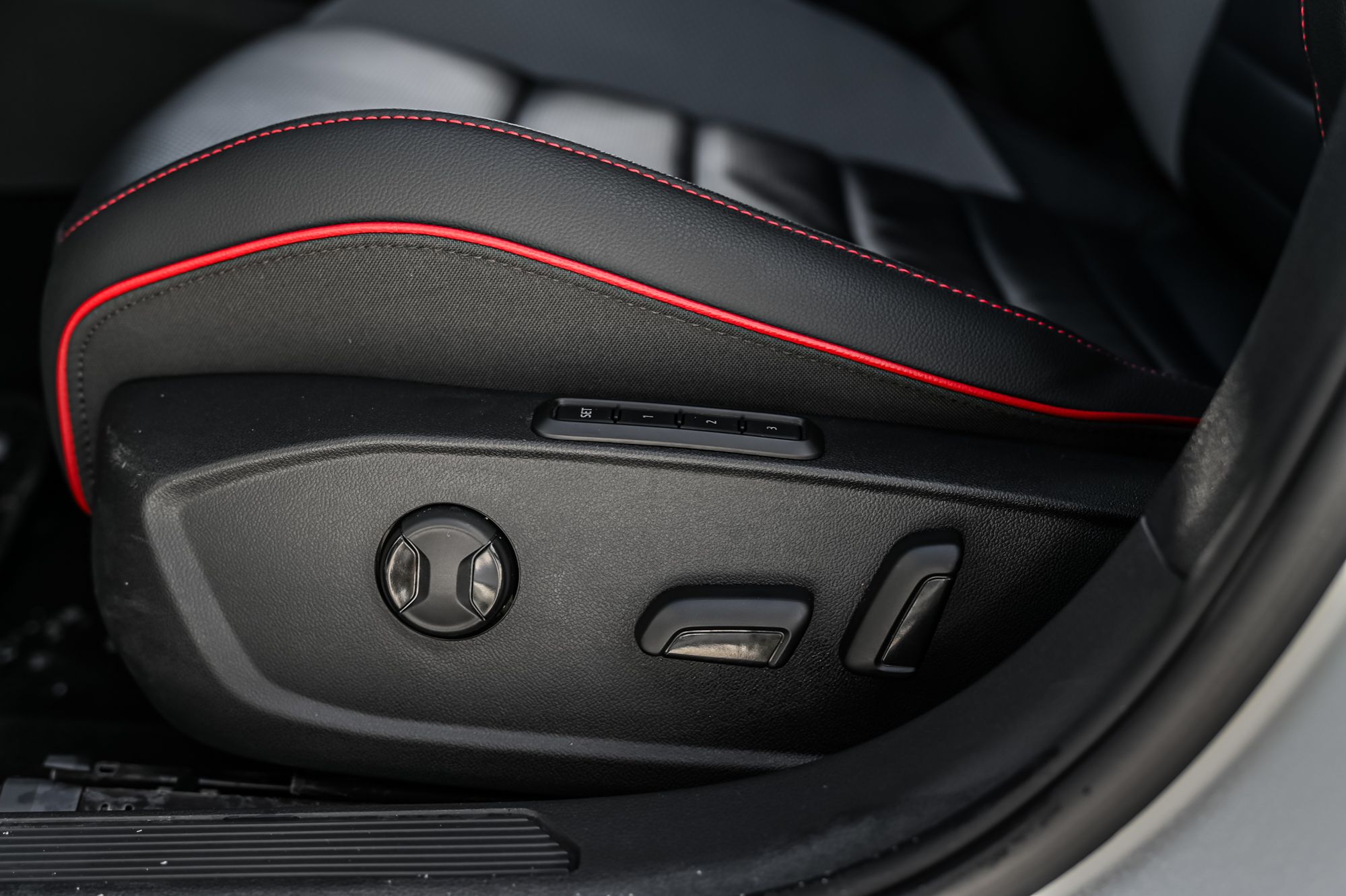 2024 Volkswagen Golf GTI in Saint-Bruno-de-Montarville, Quebec