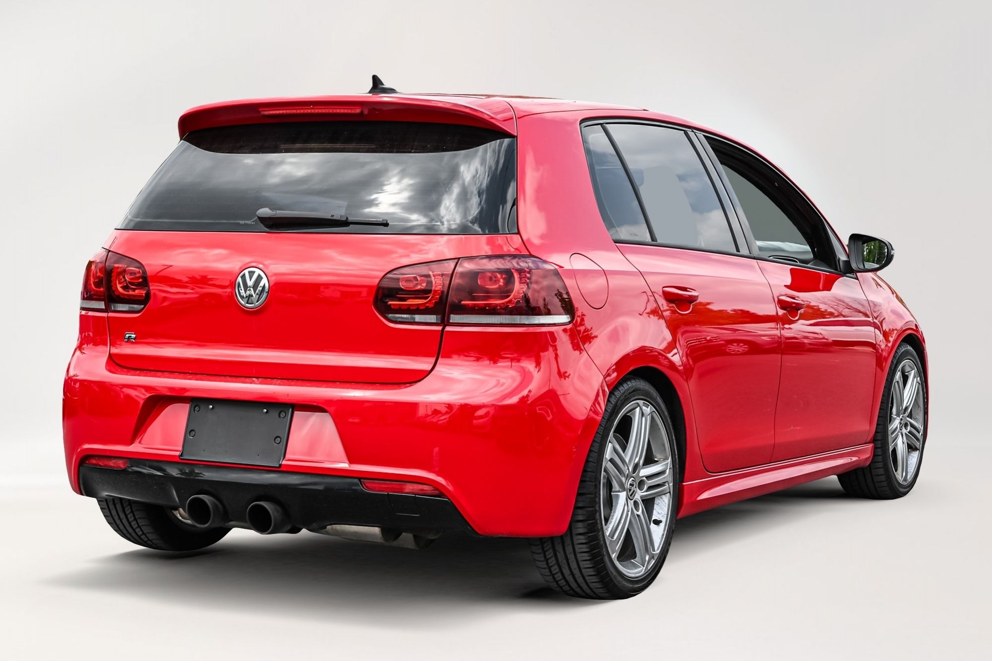 2012 Volkswagen Golf R in Saint-Bruno-de-Montarville, Quebec