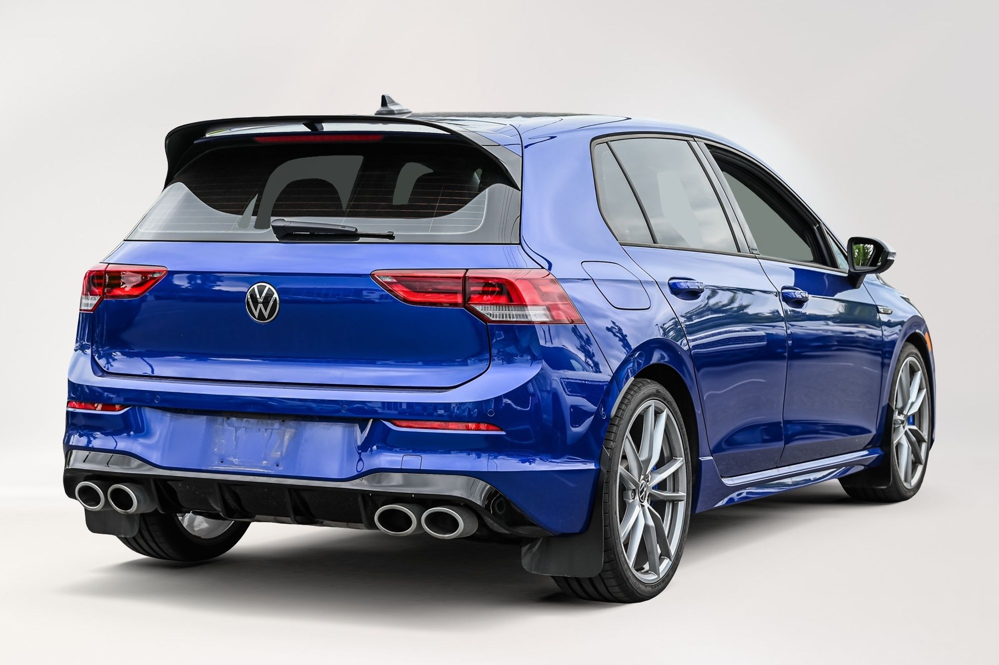 2024 Volkswagen Golf R in Saint-Bruno-de-Montarville, Quebec