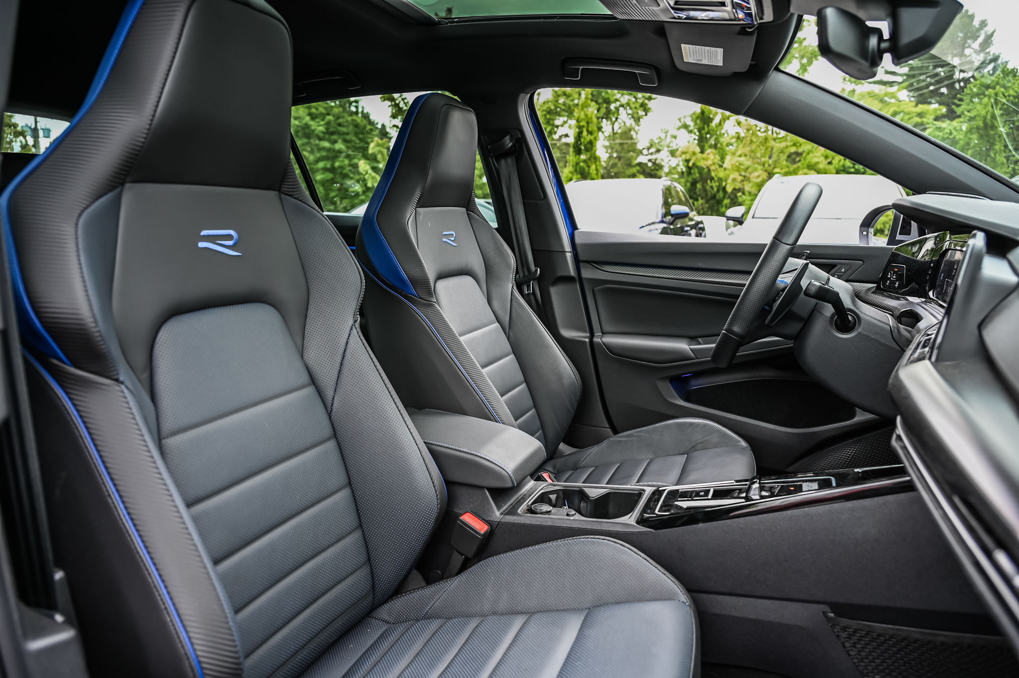 2024 Volkswagen Golf R in Saint-Bruno-de-Montarville, Quebec