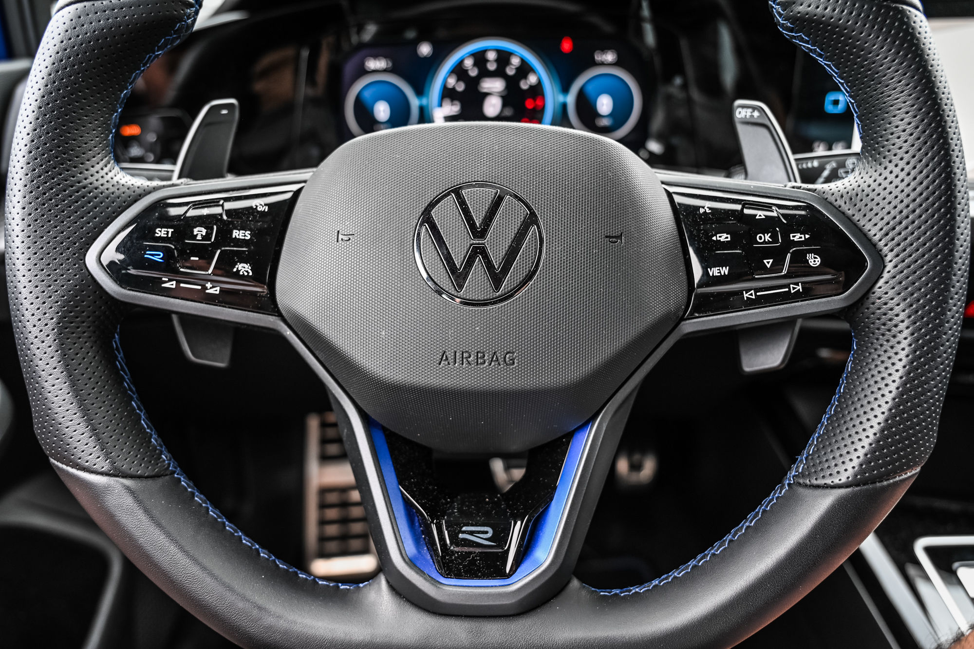 2024 Volkswagen Golf R in Saint-Bruno-de-Montarville, Quebec