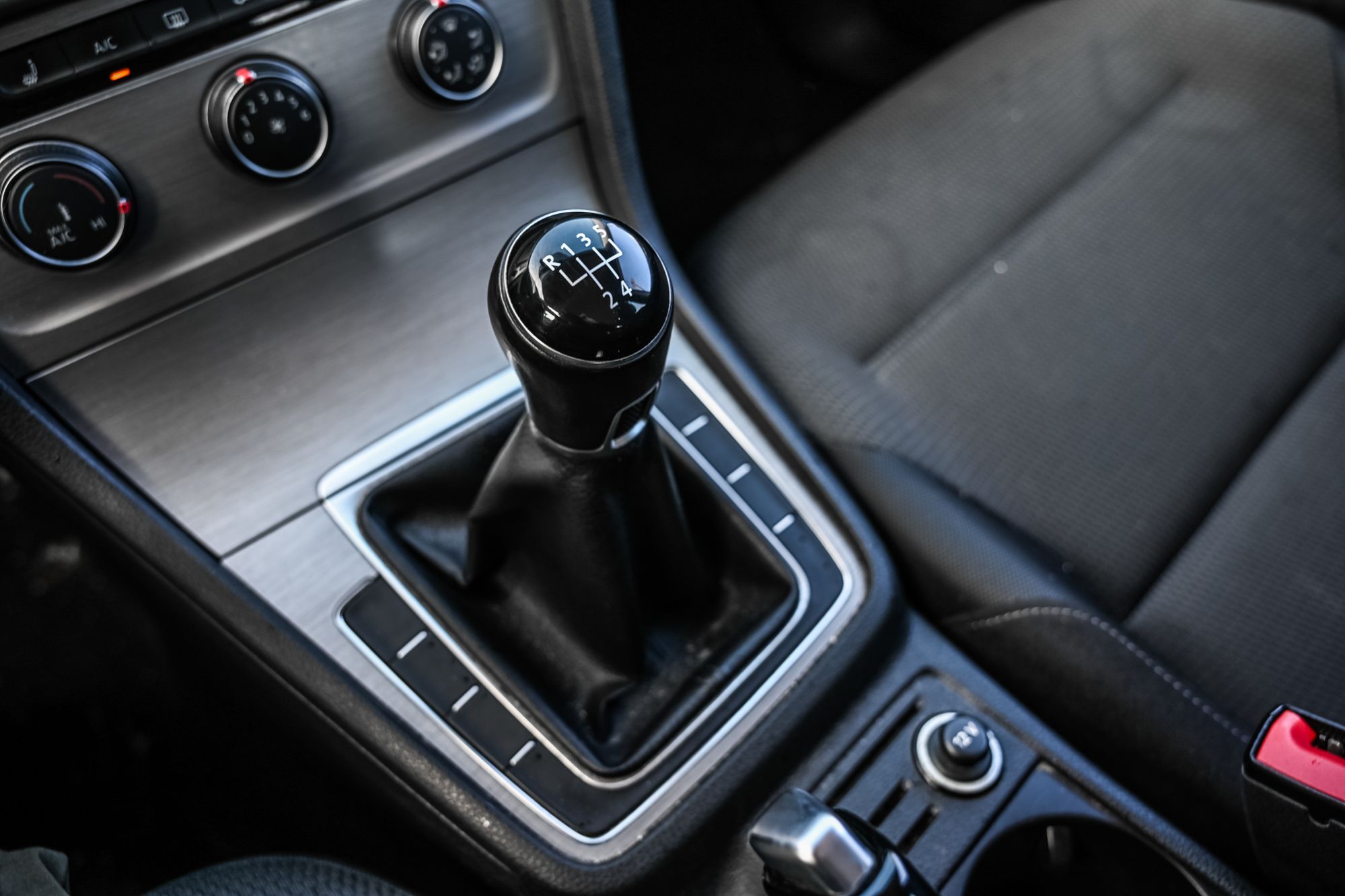 2017 Volkswagen Golf in Saint-Bruno-de-Montarville, Quebec