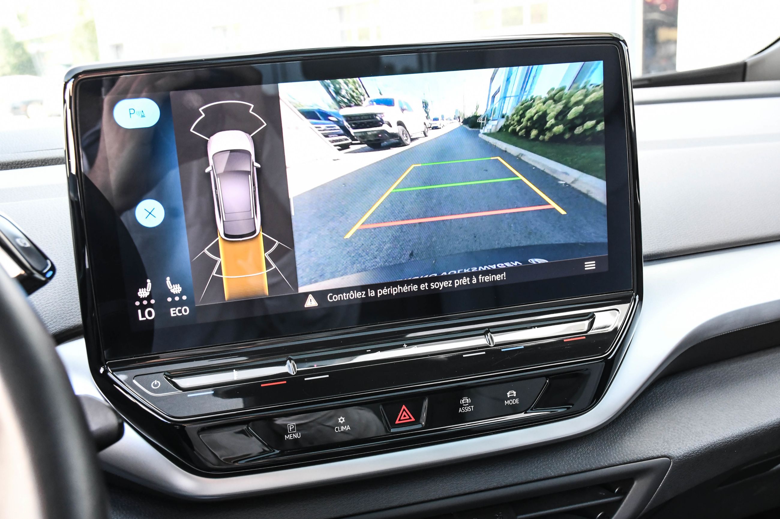2022 Volkswagen ID.4 in Saint-Bruno-de-Montarville, Quebec
