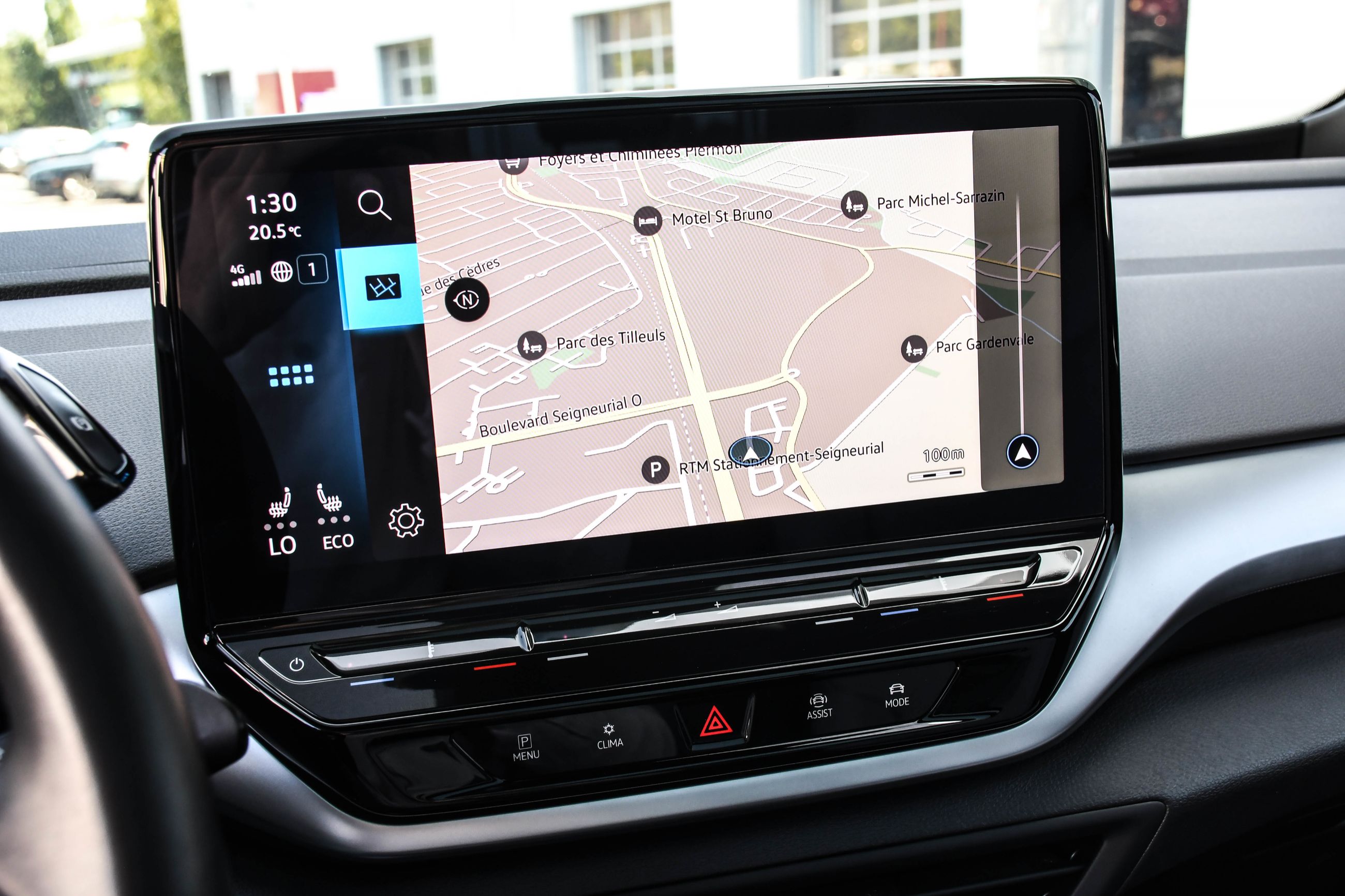 2022 Volkswagen ID.4 in Saint-Bruno-de-Montarville, Quebec