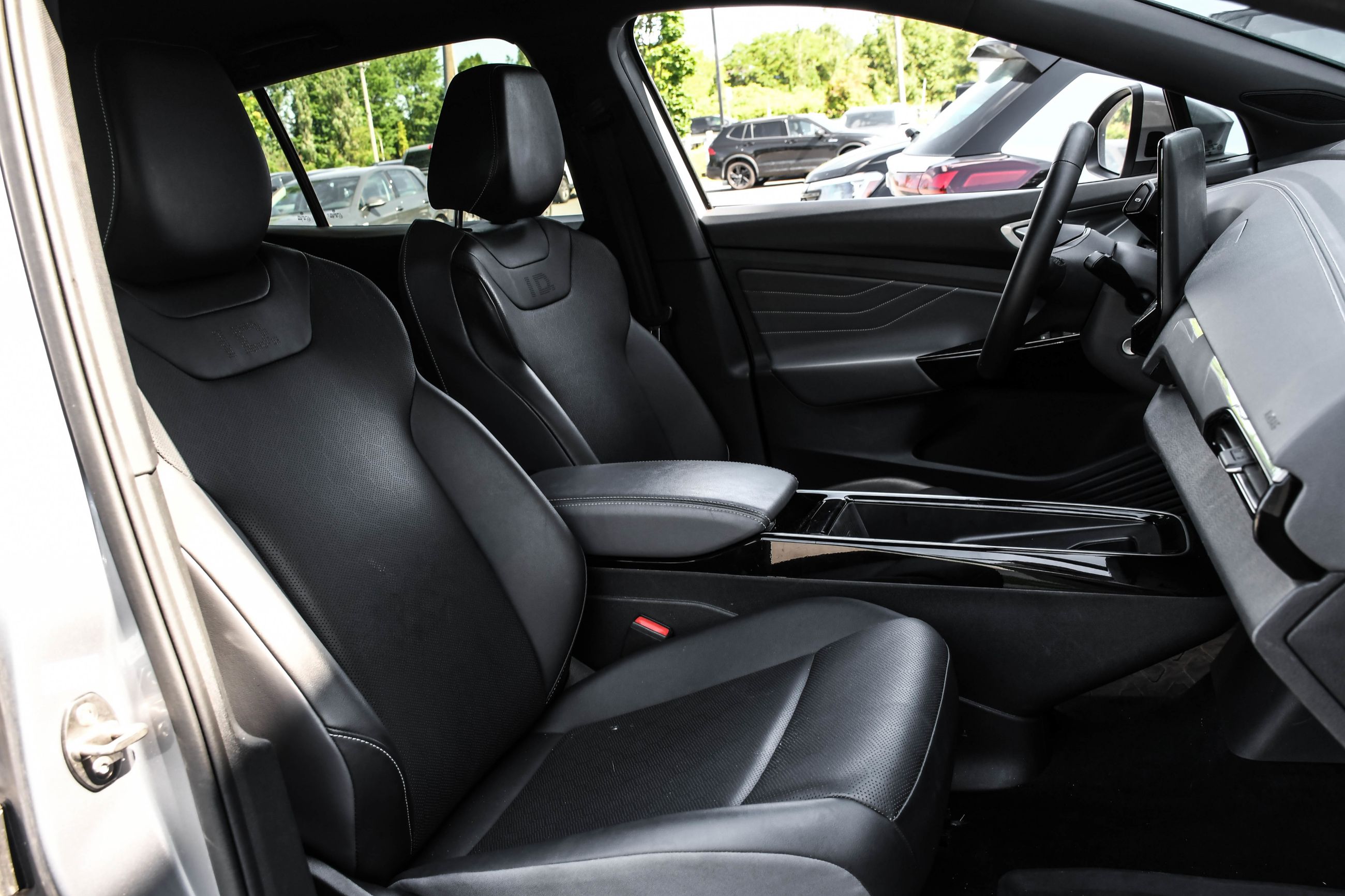Volkswagen ID.4  2023 à Saint-Bruno-de-Montarville, Québec