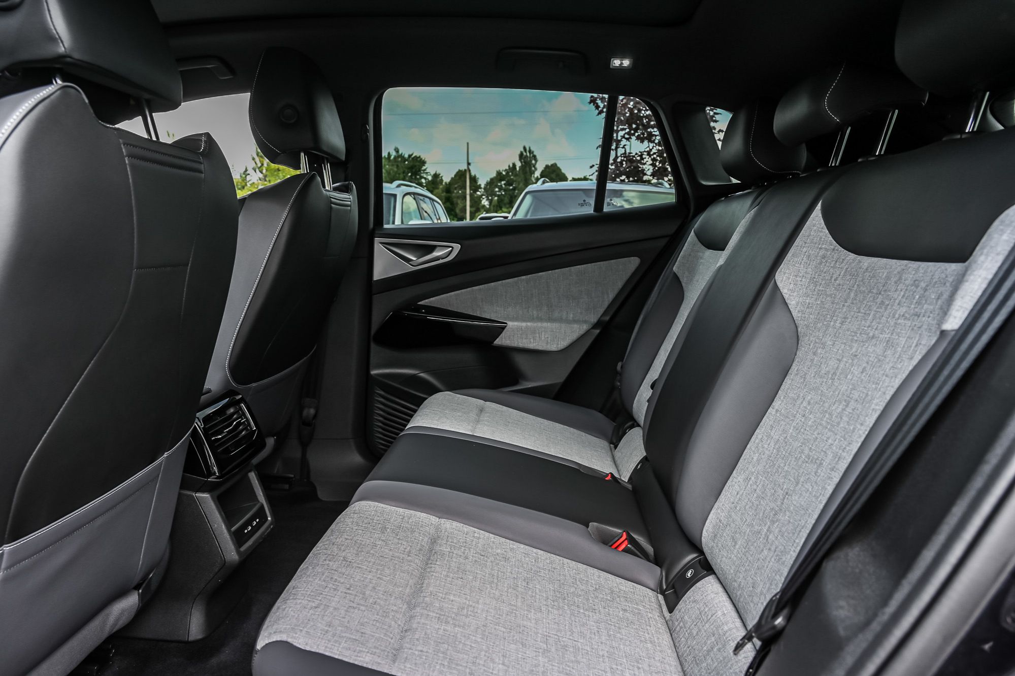2024 Volkswagen ID.4 in Saint-Bruno-de-Montarville, Quebec