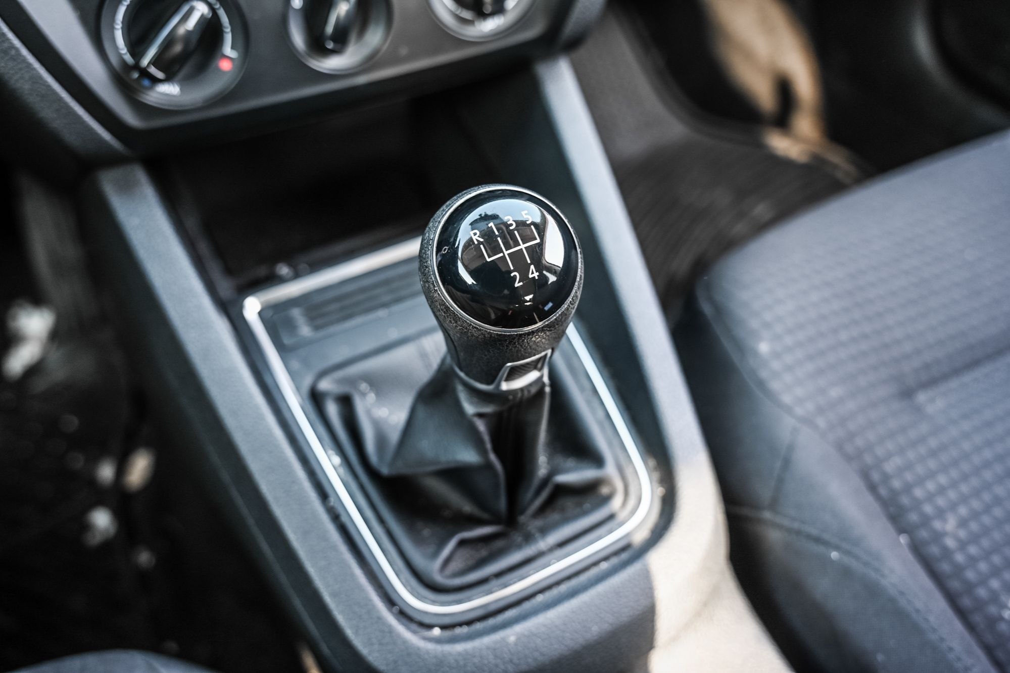 Volkswagen Jetta Sedan  2017