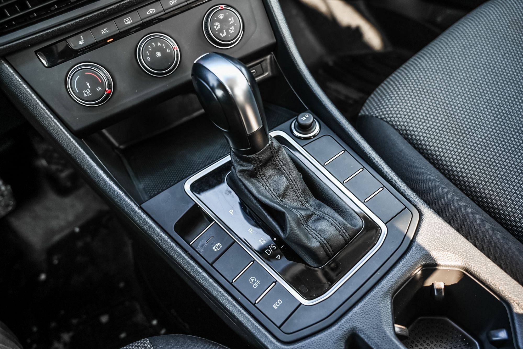 Volkswagen Jetta  2020