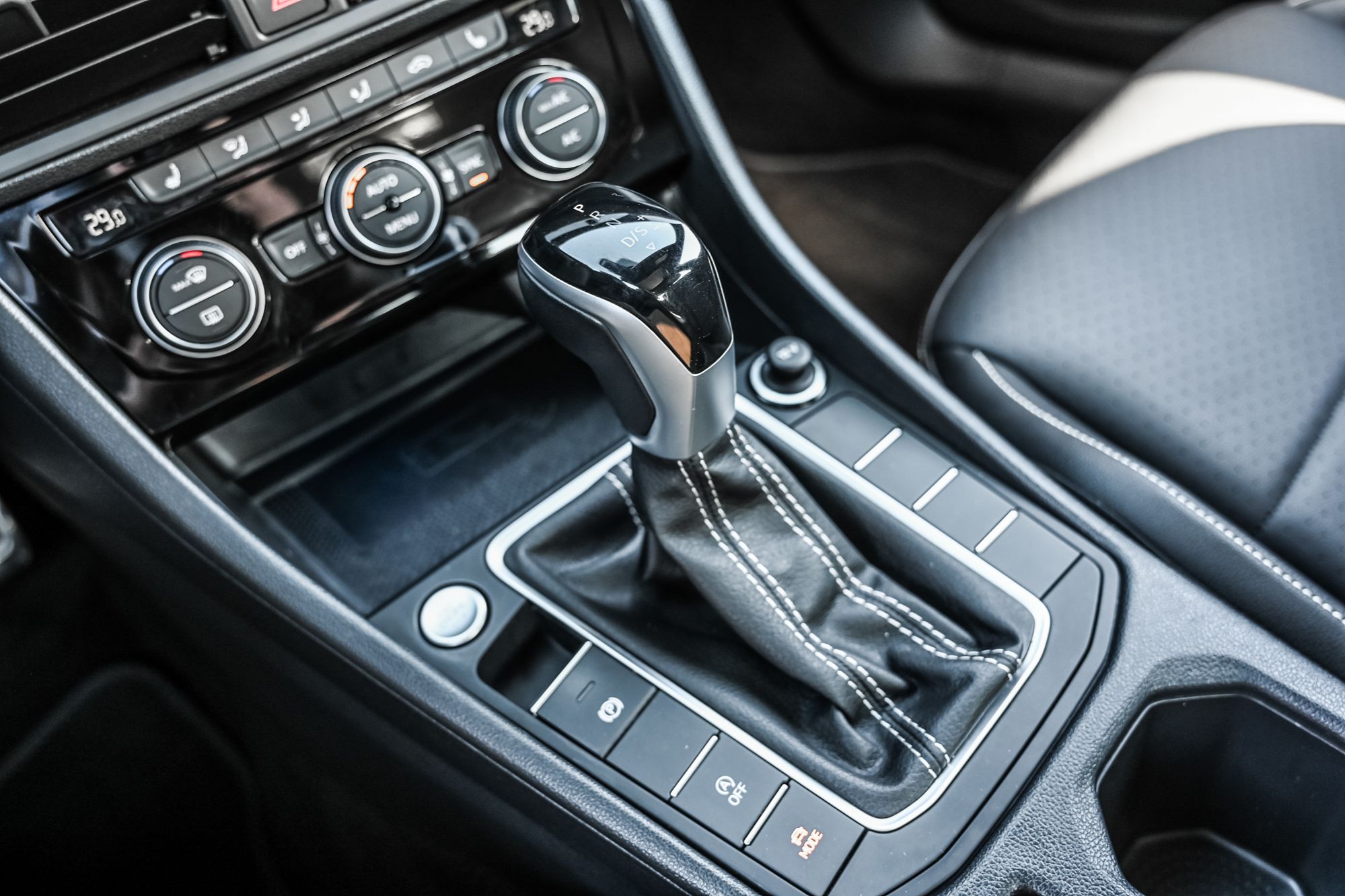 Volkswagen Jetta  2024