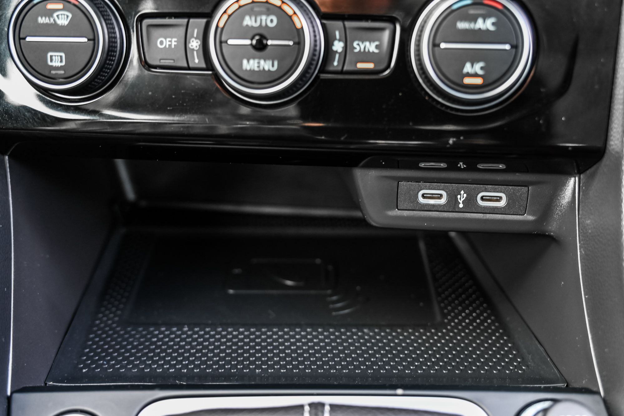 Volkswagen Jetta  2024