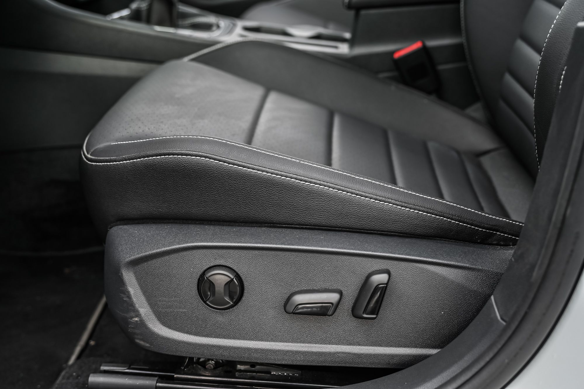 Volkswagen Jetta  2024